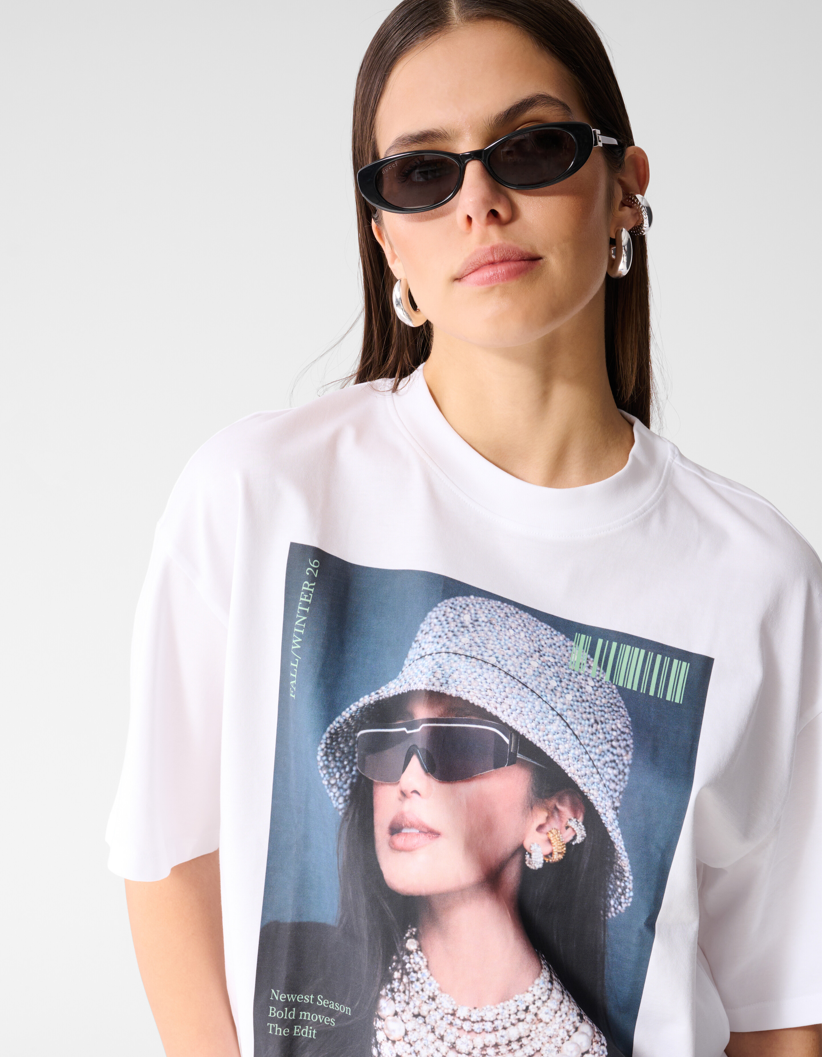 Oversized Pearl Magazine T-shirt Wit SHOEBY WOMEN