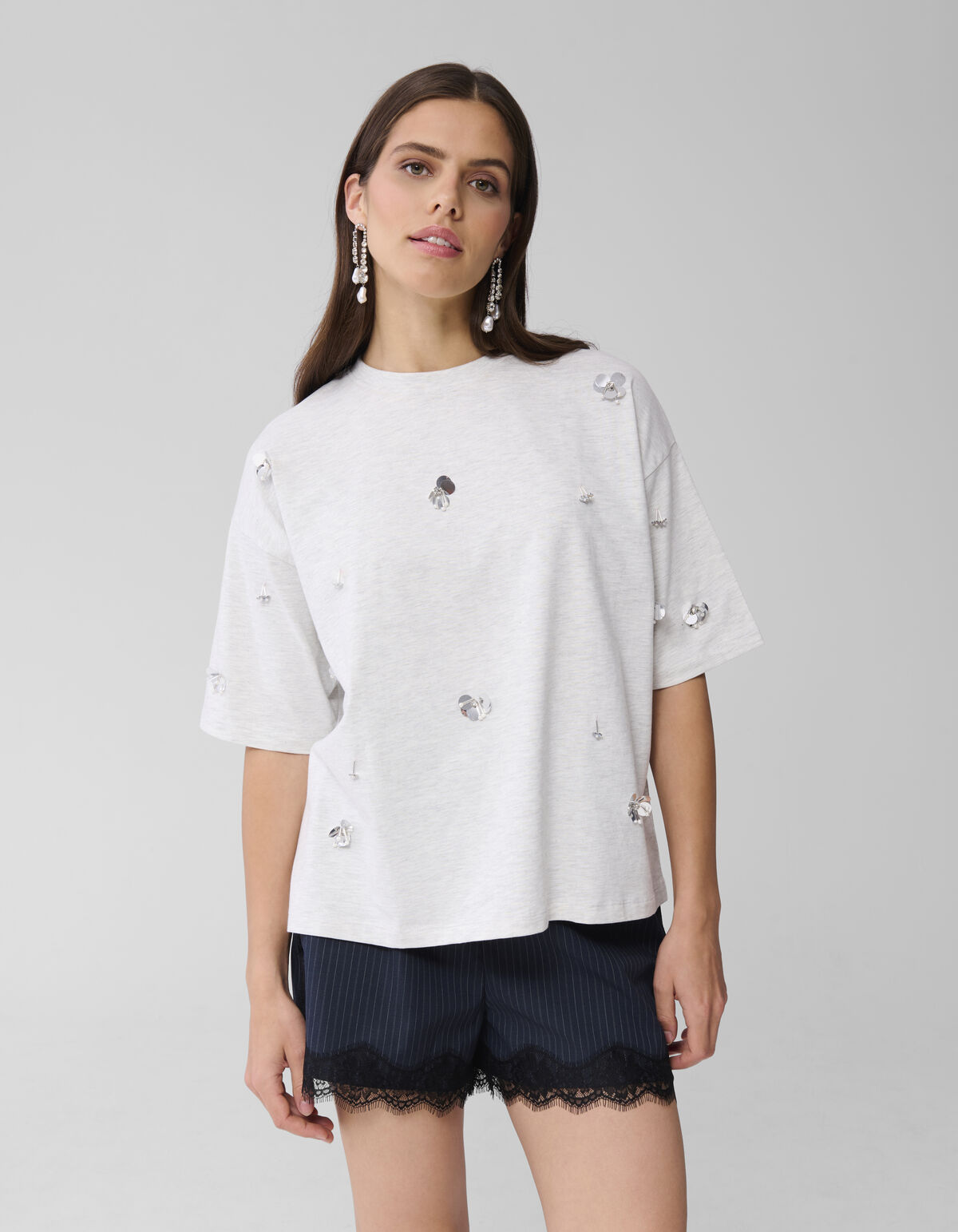 Übergroßes verschönertes T-Shirt Grijs SHOEBY WOMEN