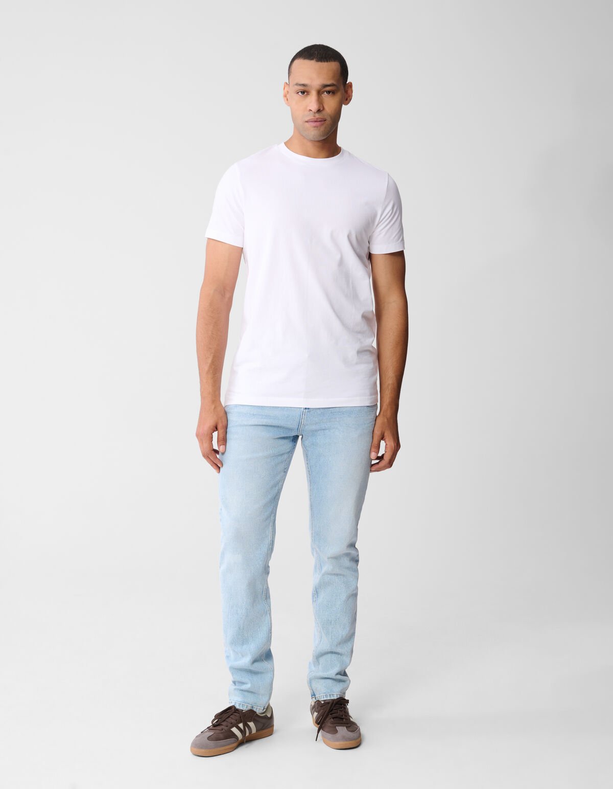 Basic-T-Shirt Wei&szlig; SHOEBY MEN