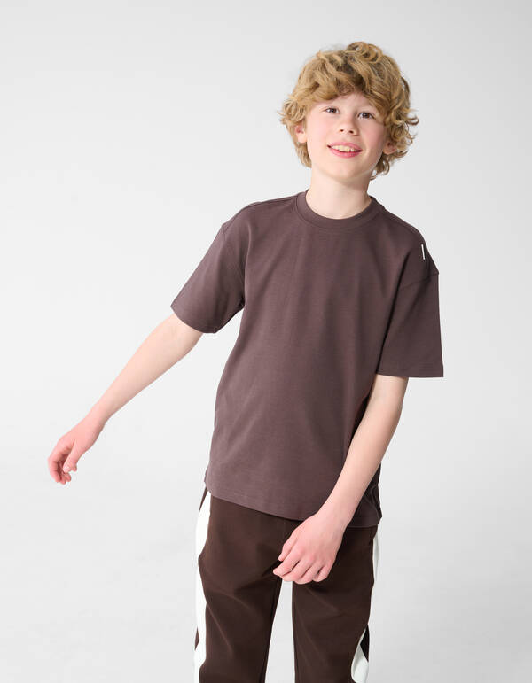 Label T-Shirt Dunkelbraun SHOEBY BOYS