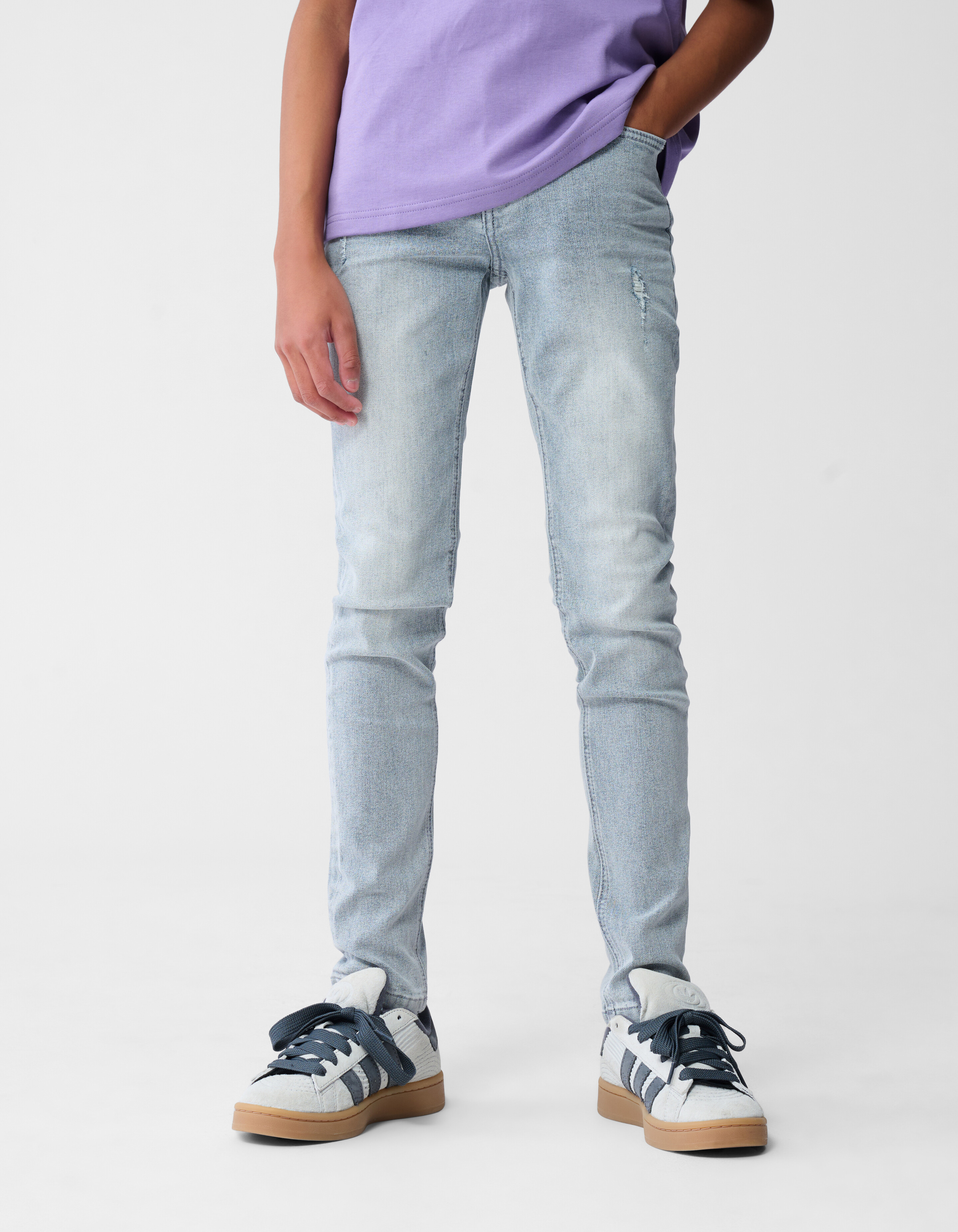 Tapered Fit Jeans Grau SHOEBY BOYS