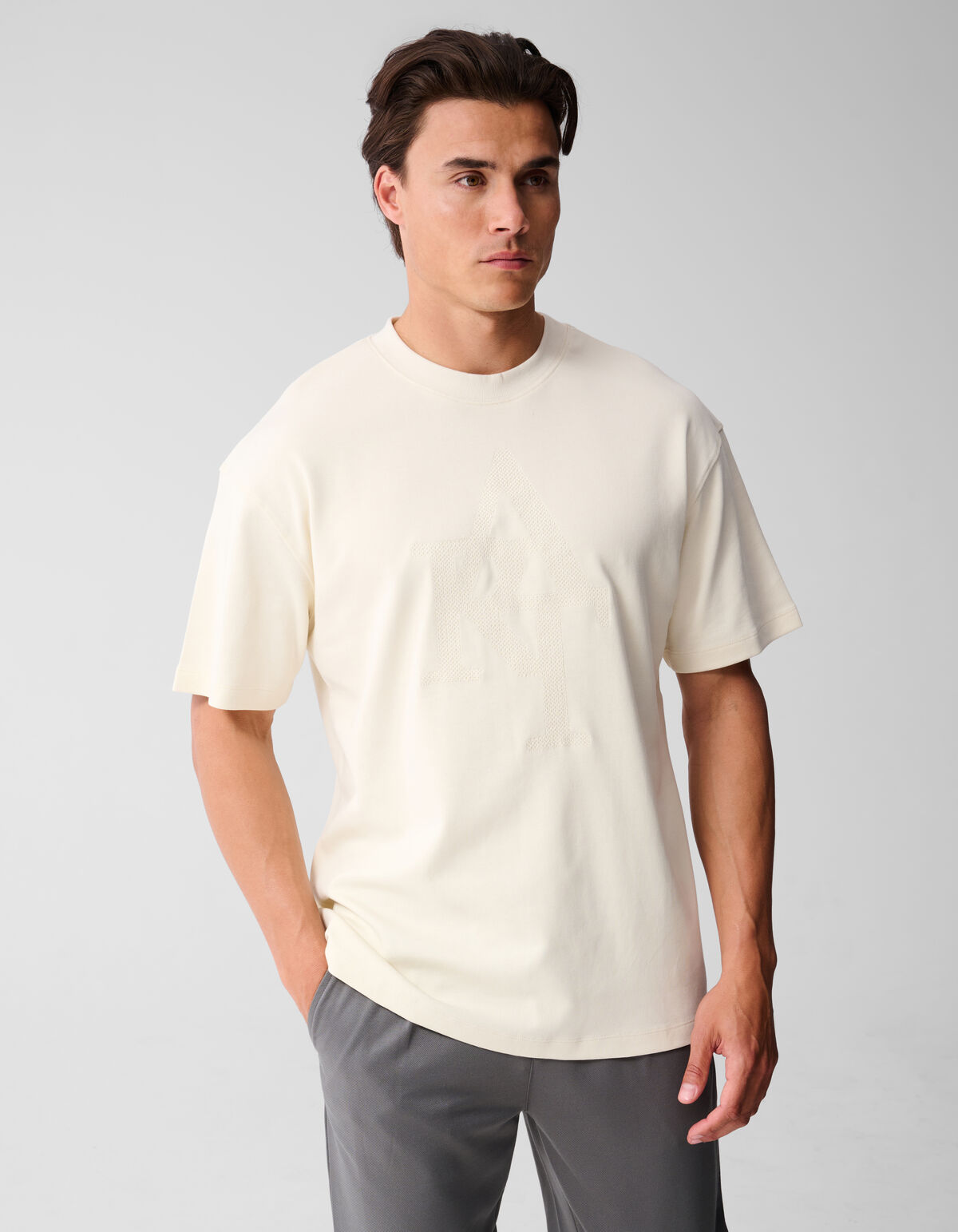 Stickerei Kunstwerk T-Shirt Gebrochen Weiß SHOEBY MEN