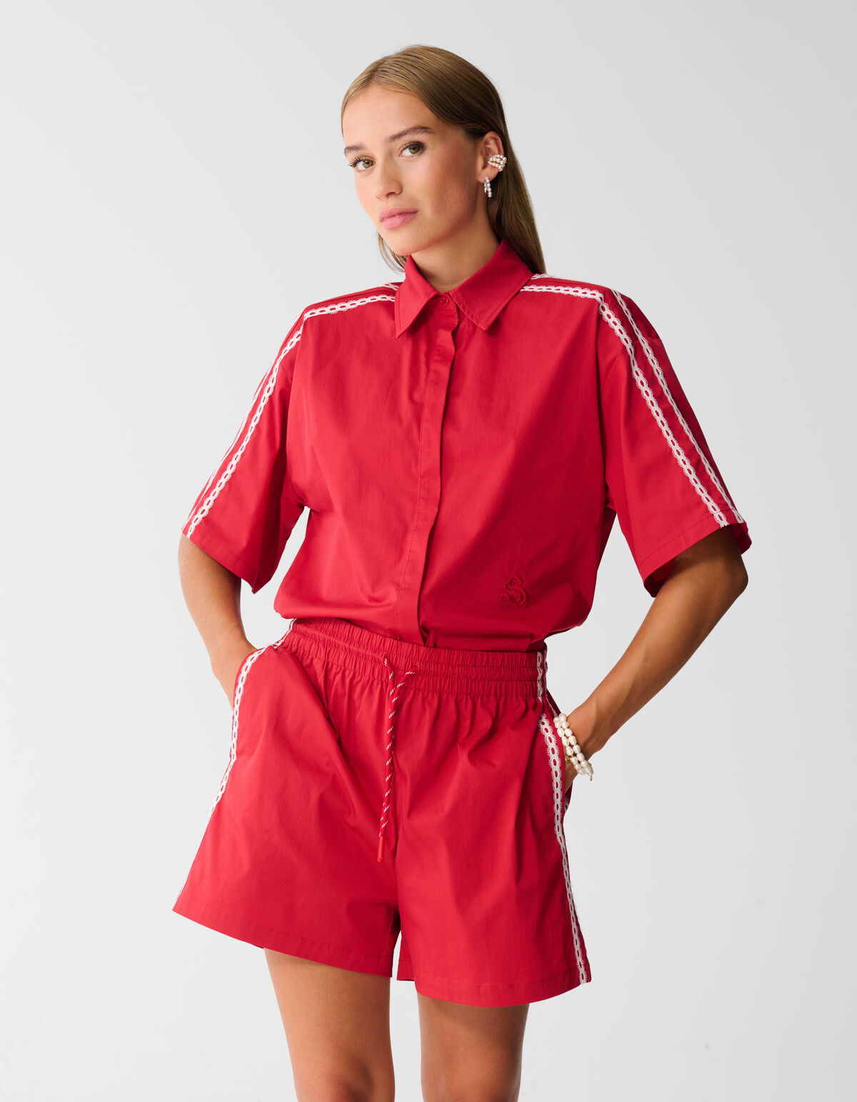 Sportliche Tape Short Rot SHOEBY WOMEN