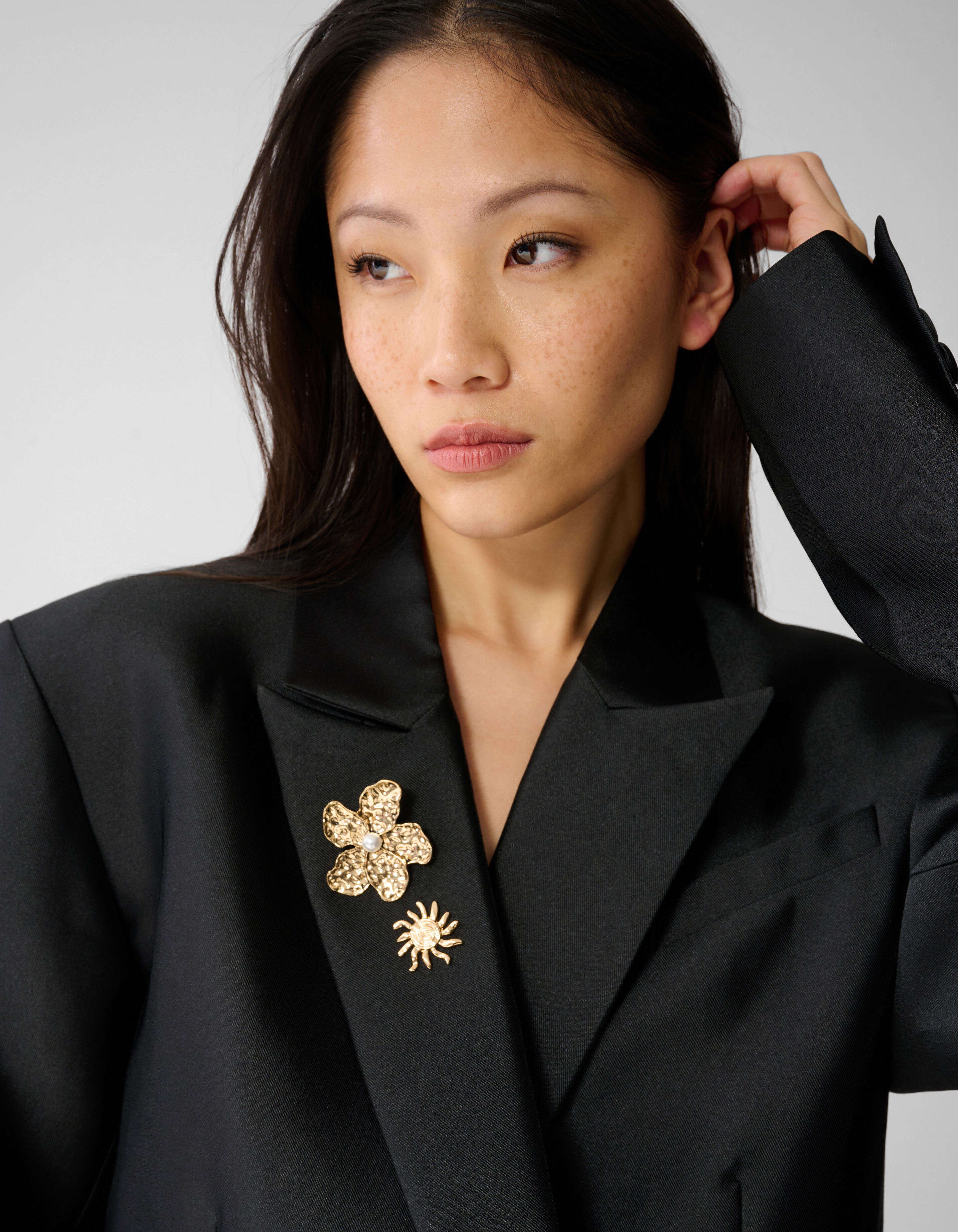 Hammered Flower/Sonnenbroschen-Set Gold SHOEBY ACCESSOIRES