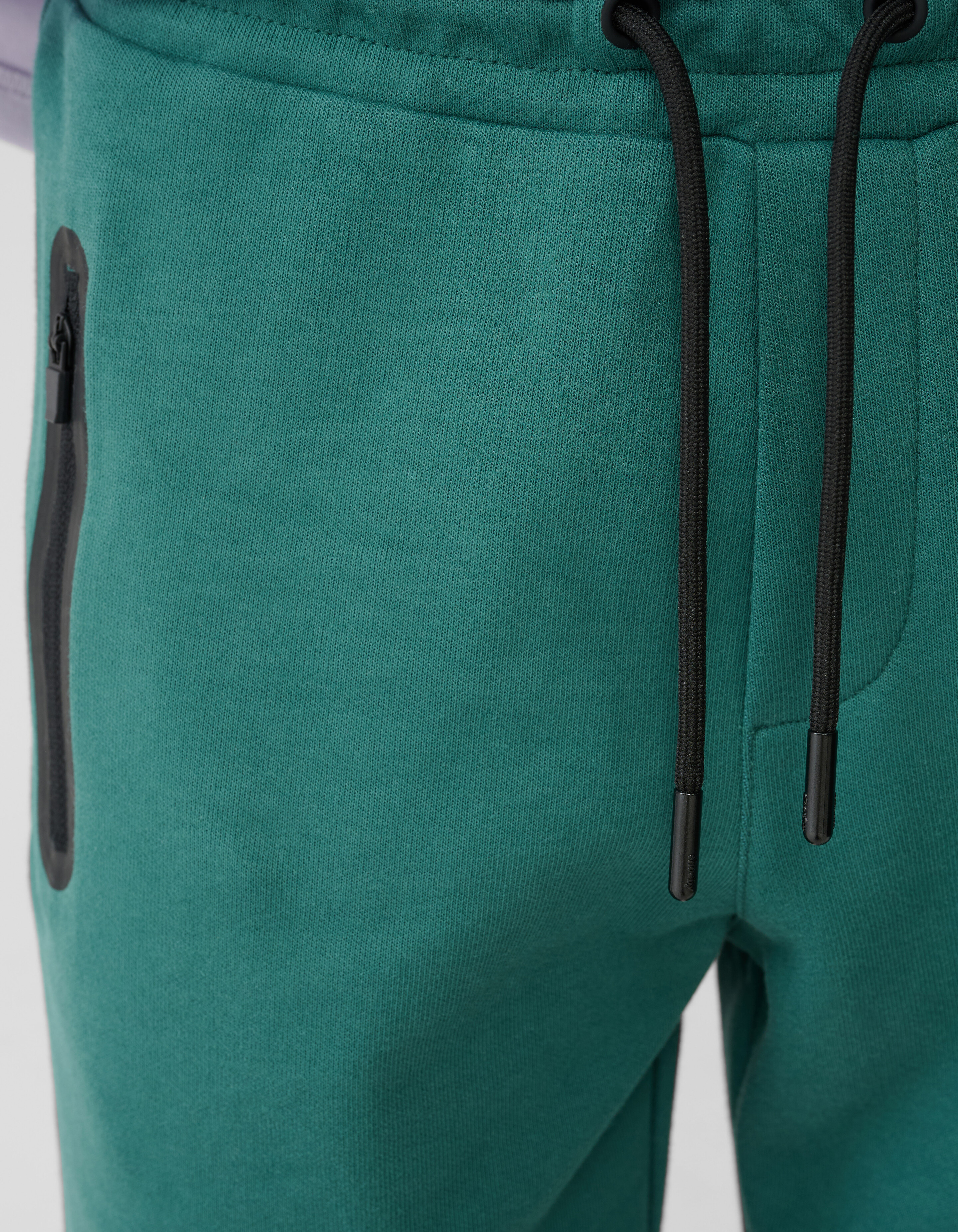 Tech Short Dunkelgr&uuml;n SHOEBY BOYS