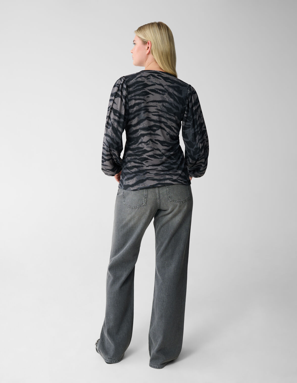 Tigerprint Rib Jersey Top Dunkelgrau SHOEBY WOMEN