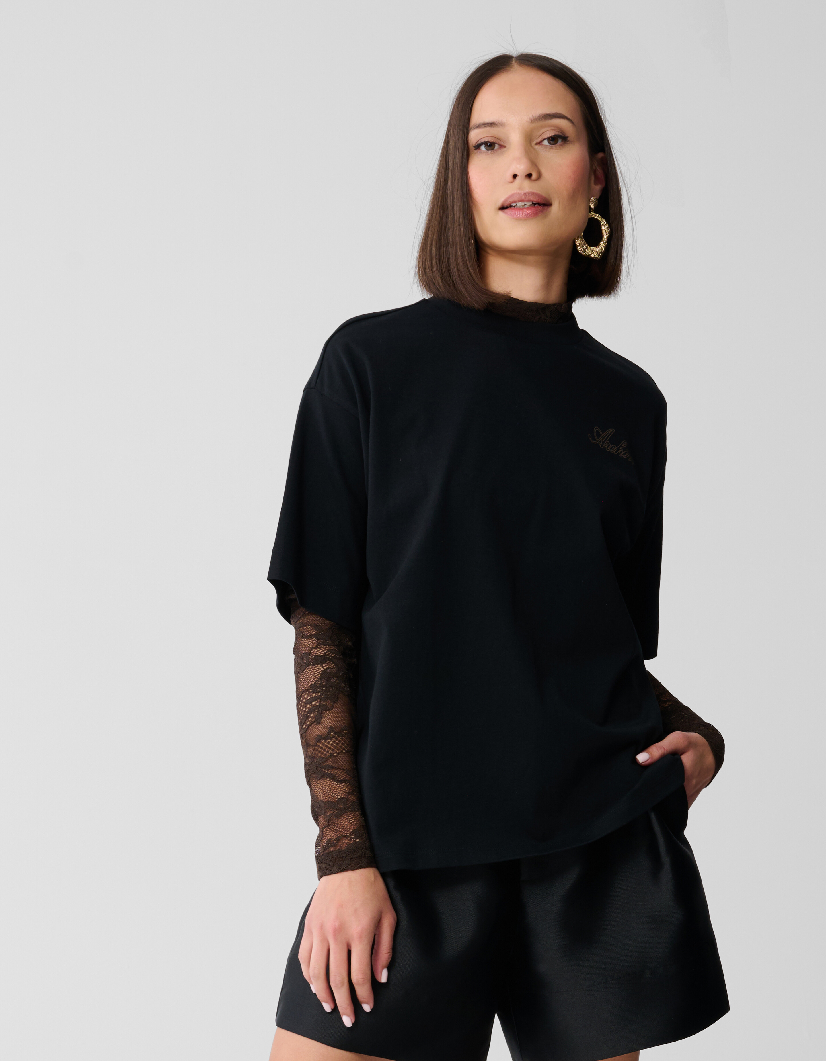 T-Shirt mit Herz-Motiv auf der R&uuml;ckseite, Schwarz SHOEBY WOMEN
