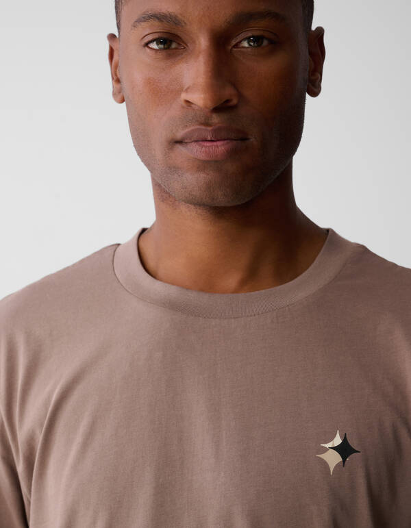 Triple Sparkle Artwork T-Shirt Hellbraun SHOEBY MEN