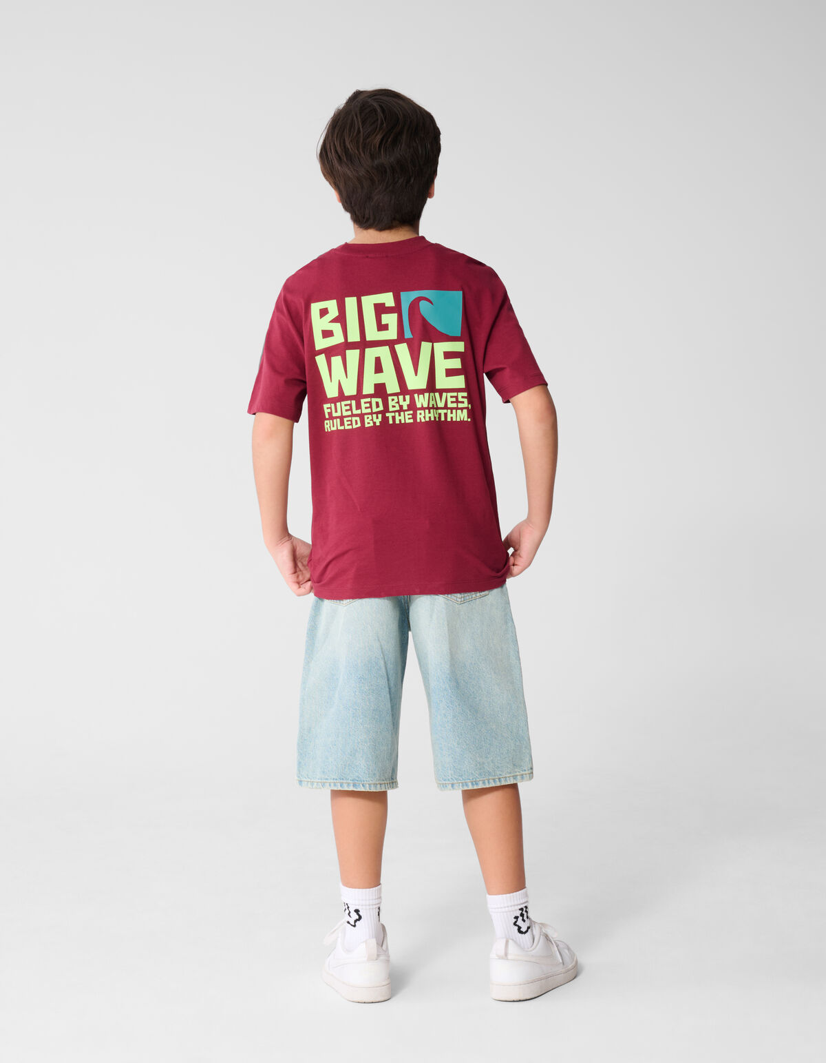 Big Wave Artwork T-Shirt Dunkelrot SHOEBY BOYS