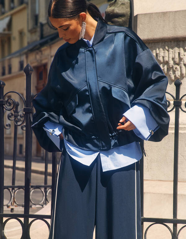 Oversized Heavy Satin Bomber Donkerblauw SHOEBY WOMEN