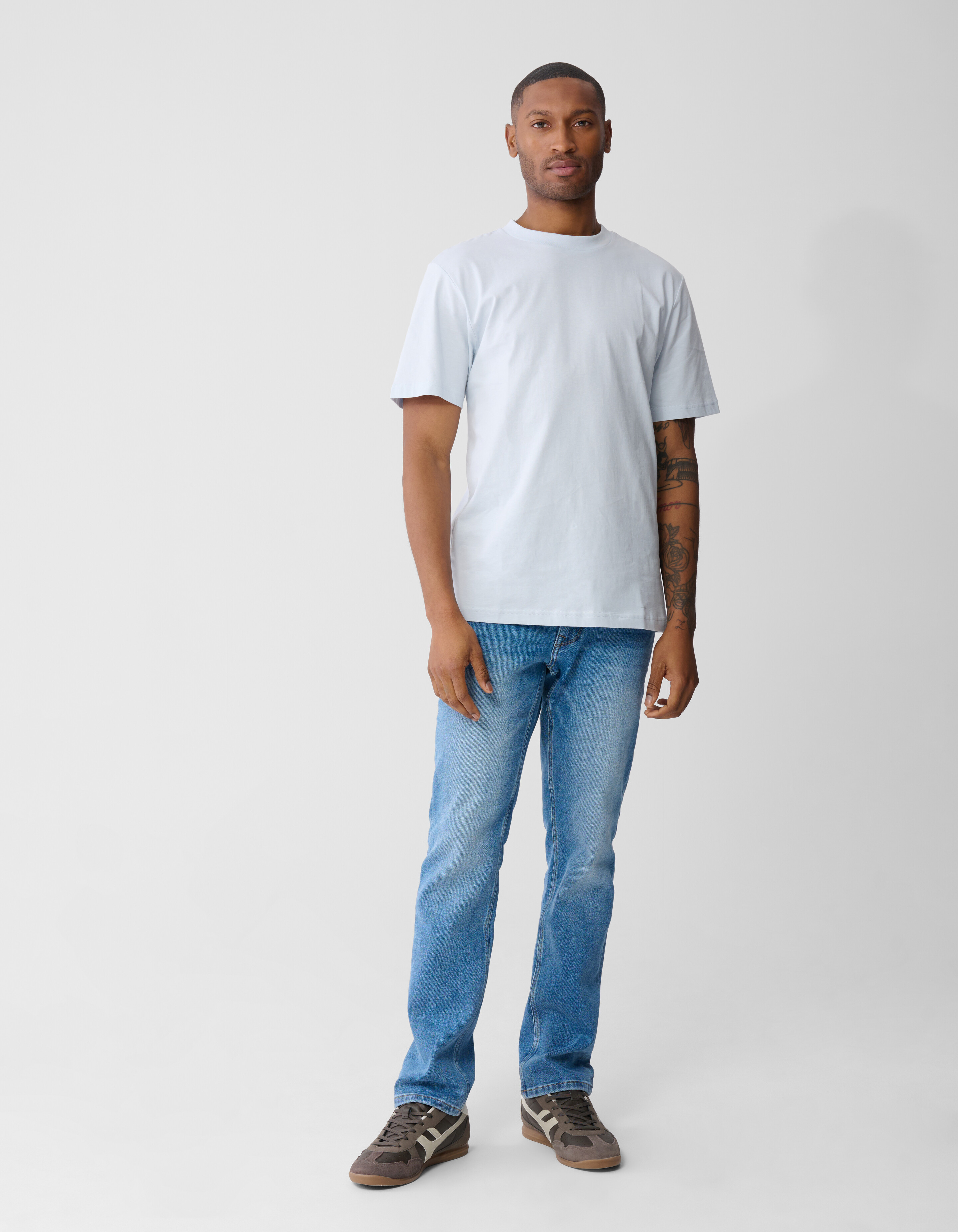 Straight Fit Jeans, mittelblau, L32 SHOEBY MEN