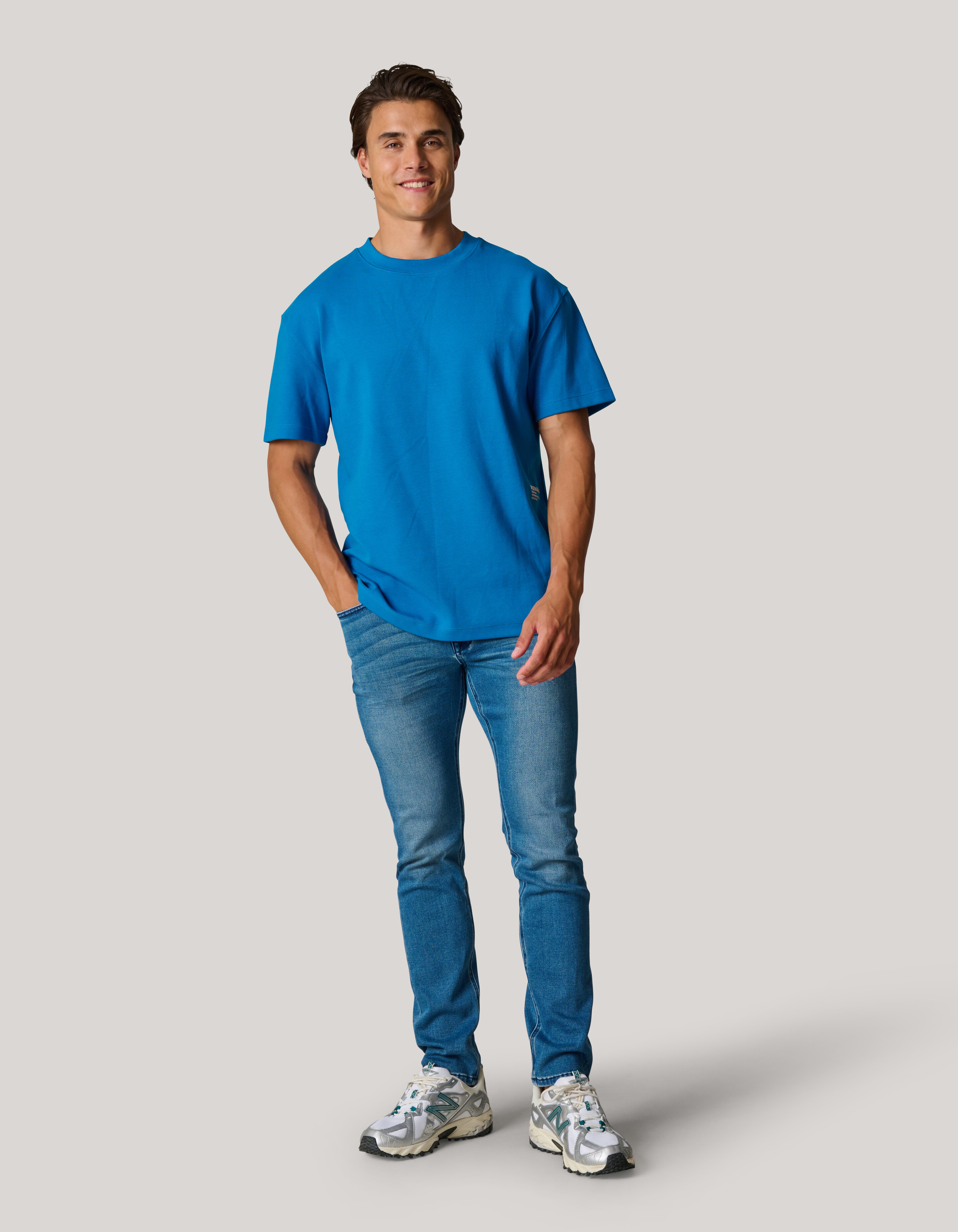 Basic T-shirt Blau SHOEBY MEN