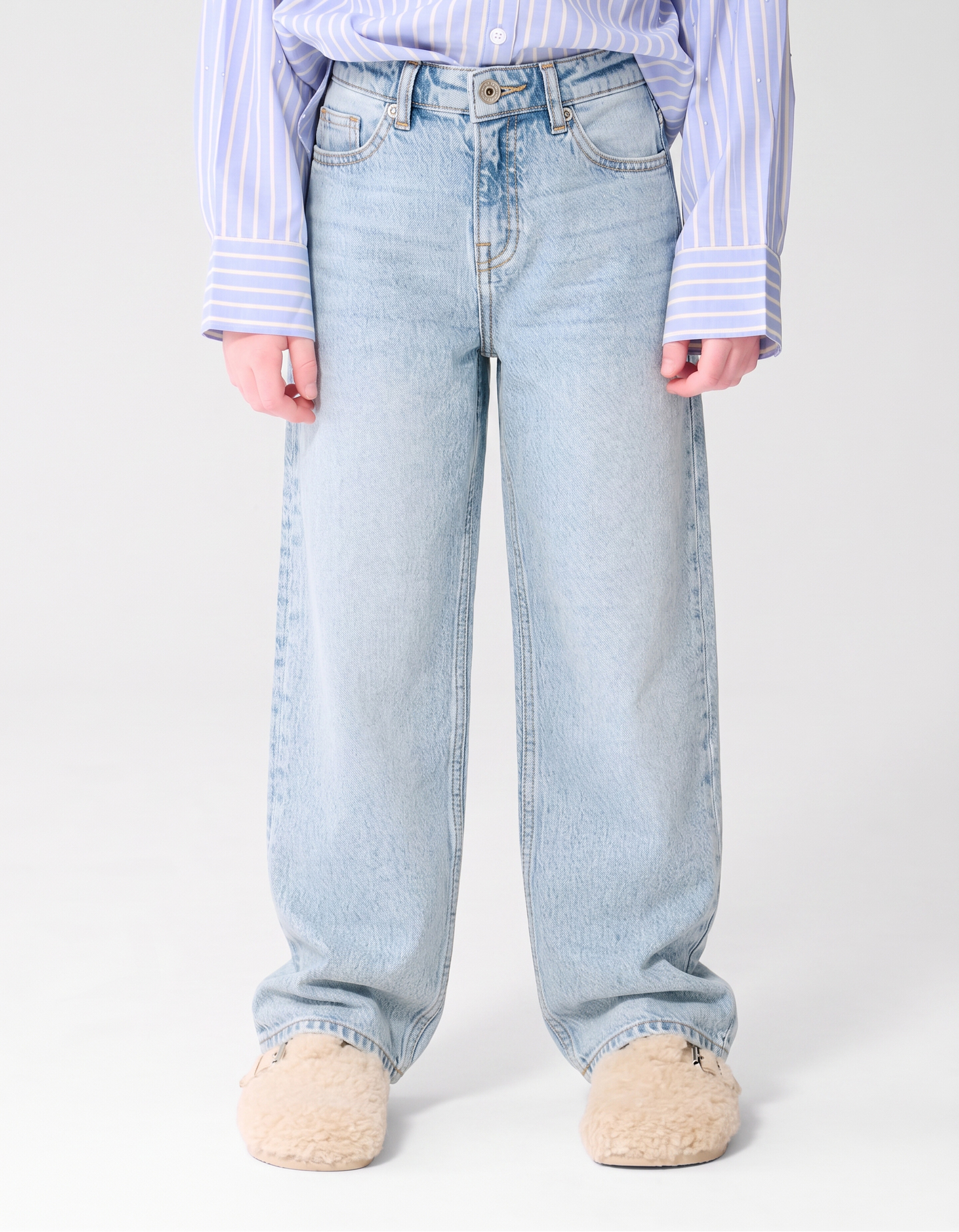 Jeans in lockerer Passform Hellblau SHOEBY GIRLS