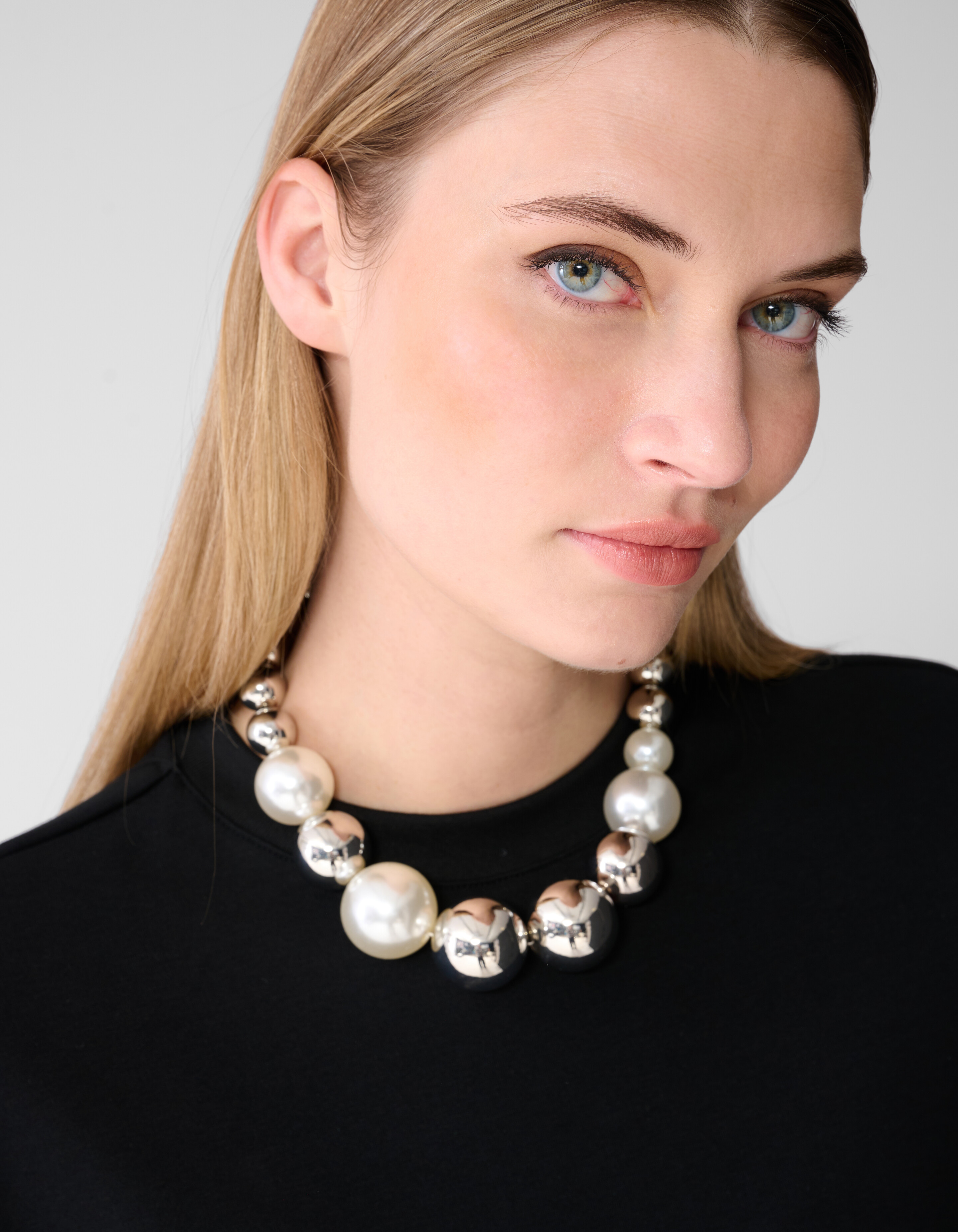 Basic-T-Shirt in &Uuml;bergr&ouml;&szlig;e Schwarz SHOEBY WOMEN