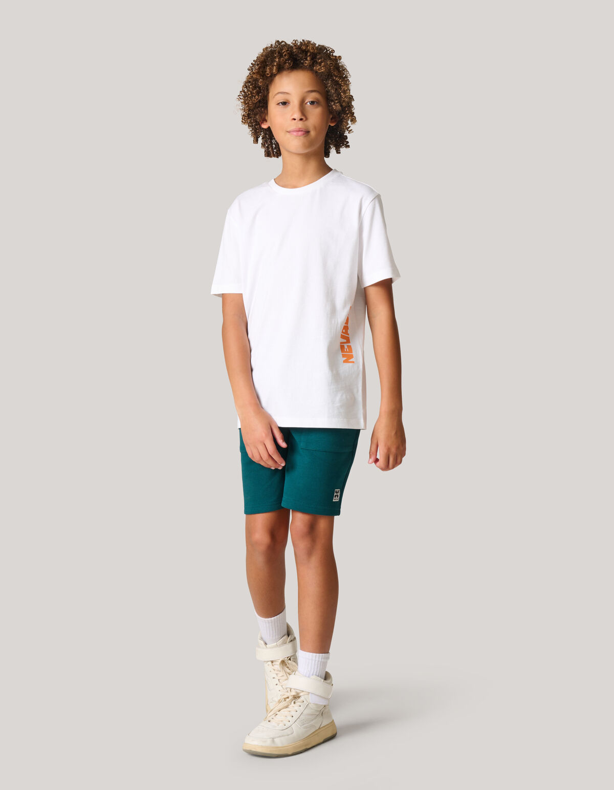 Großes Kunstwerk T-shirt Weiß SHOEBY BOYS