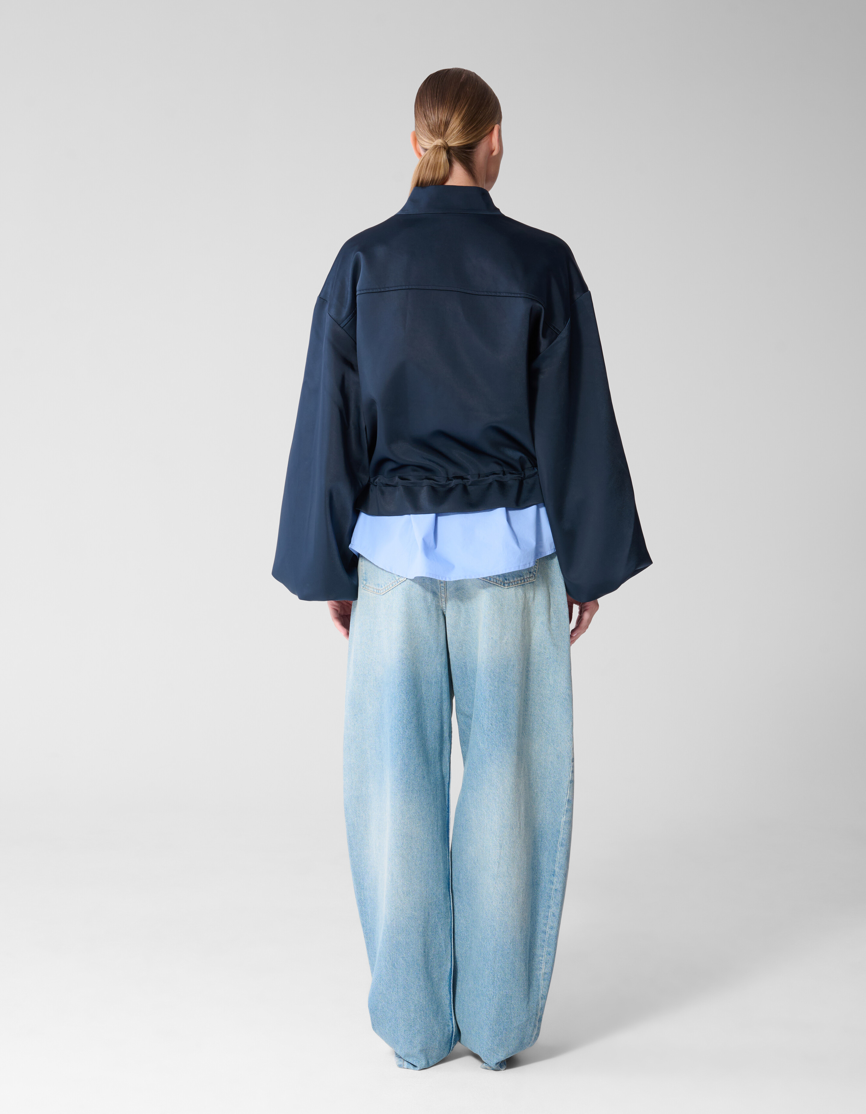 Oversized Heavy Satin Bomber Donkerblauw SHOEBY WOMEN