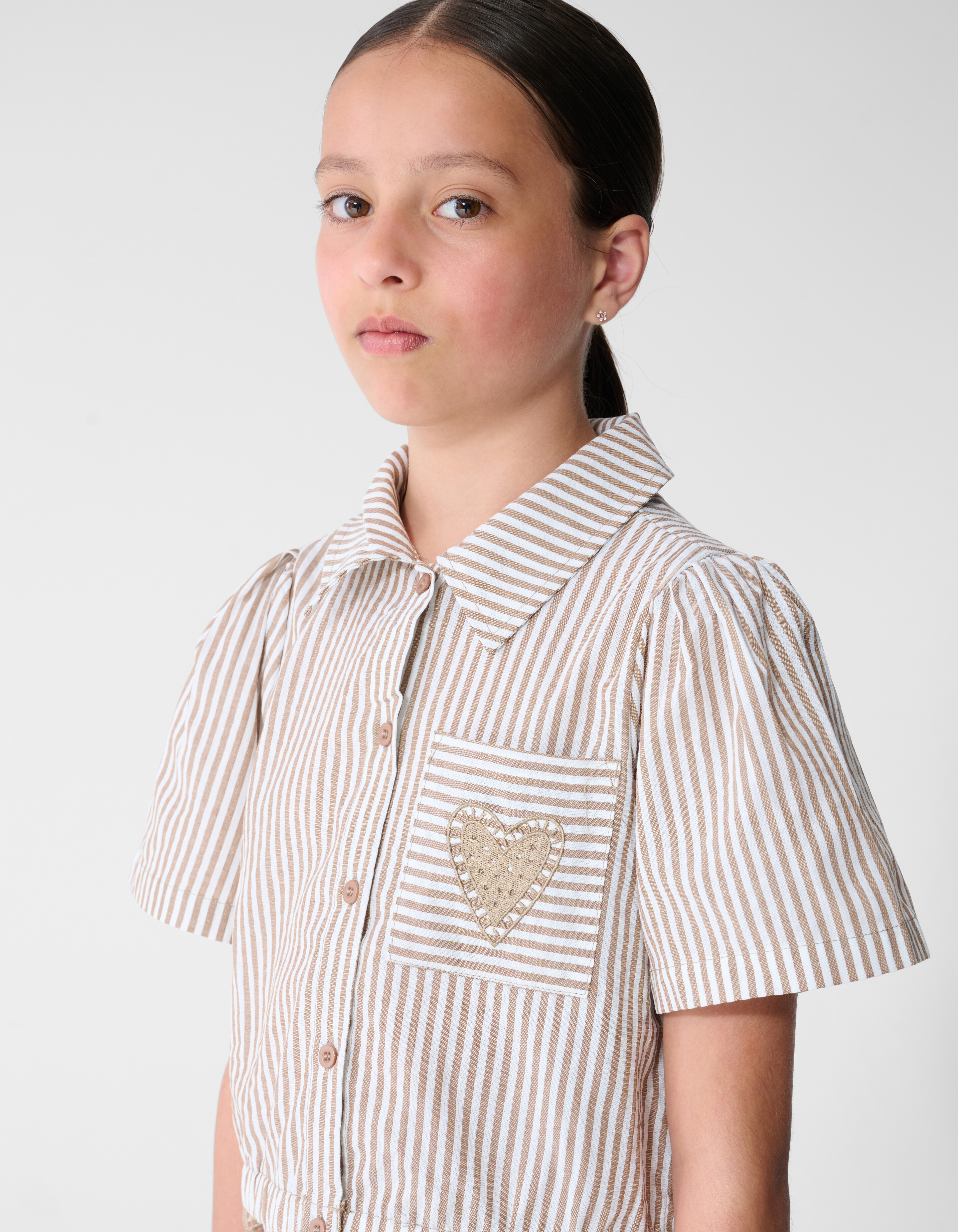 Nadelstreifenstickerei-Bluse Braun SHOEBY GIRLS