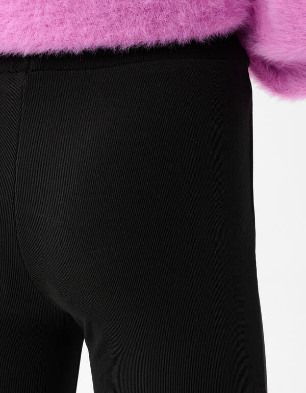 Ausgestellte Rippen-Leggings Schwarz SHOEBY GIRLS