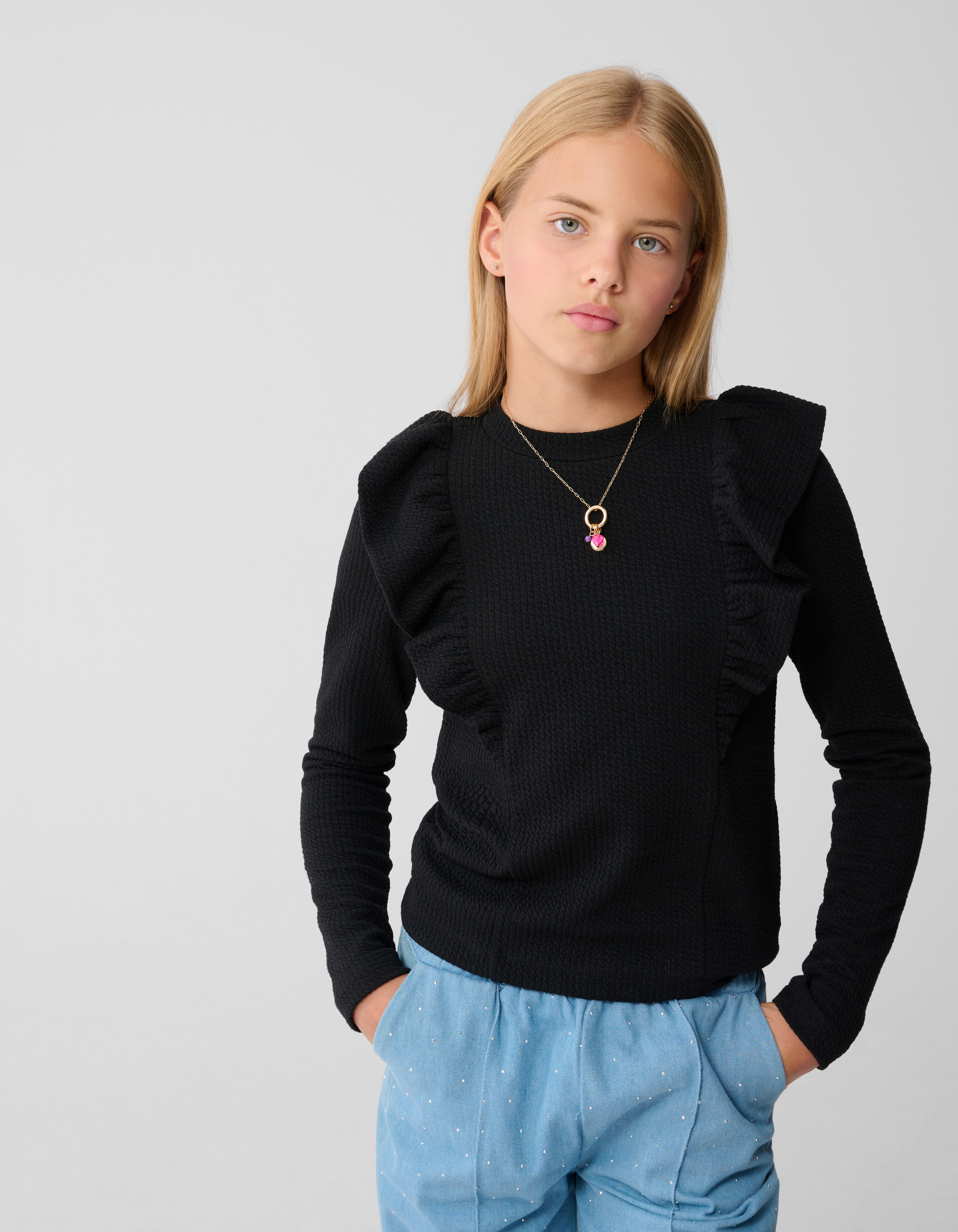 Struktur Ruffle Top Schwarz SHOEBY GIRLS