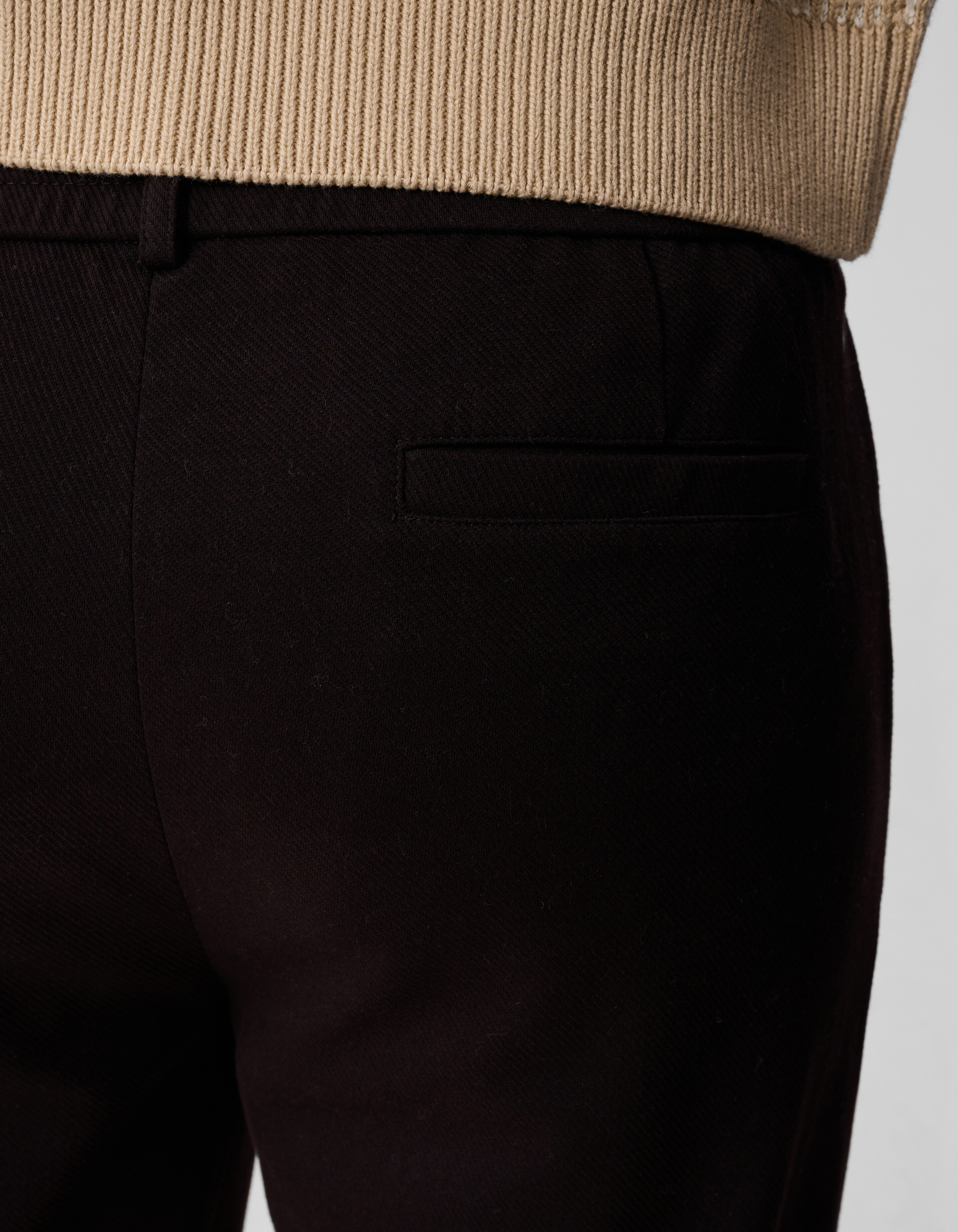 Struktur Regular Fit Hose Dunkelbraun SHOEBY MEN