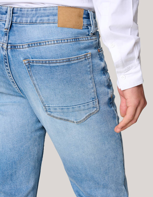 Straight Fit Light Jeans Gebleicht L34 SHOEBY MEN