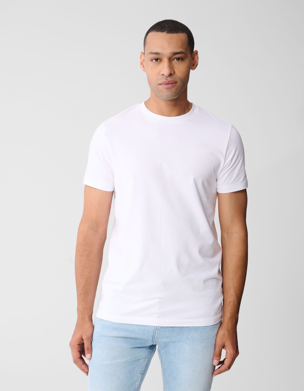 Basic-T-Shirt Wei&szlig; SHOEBY MEN