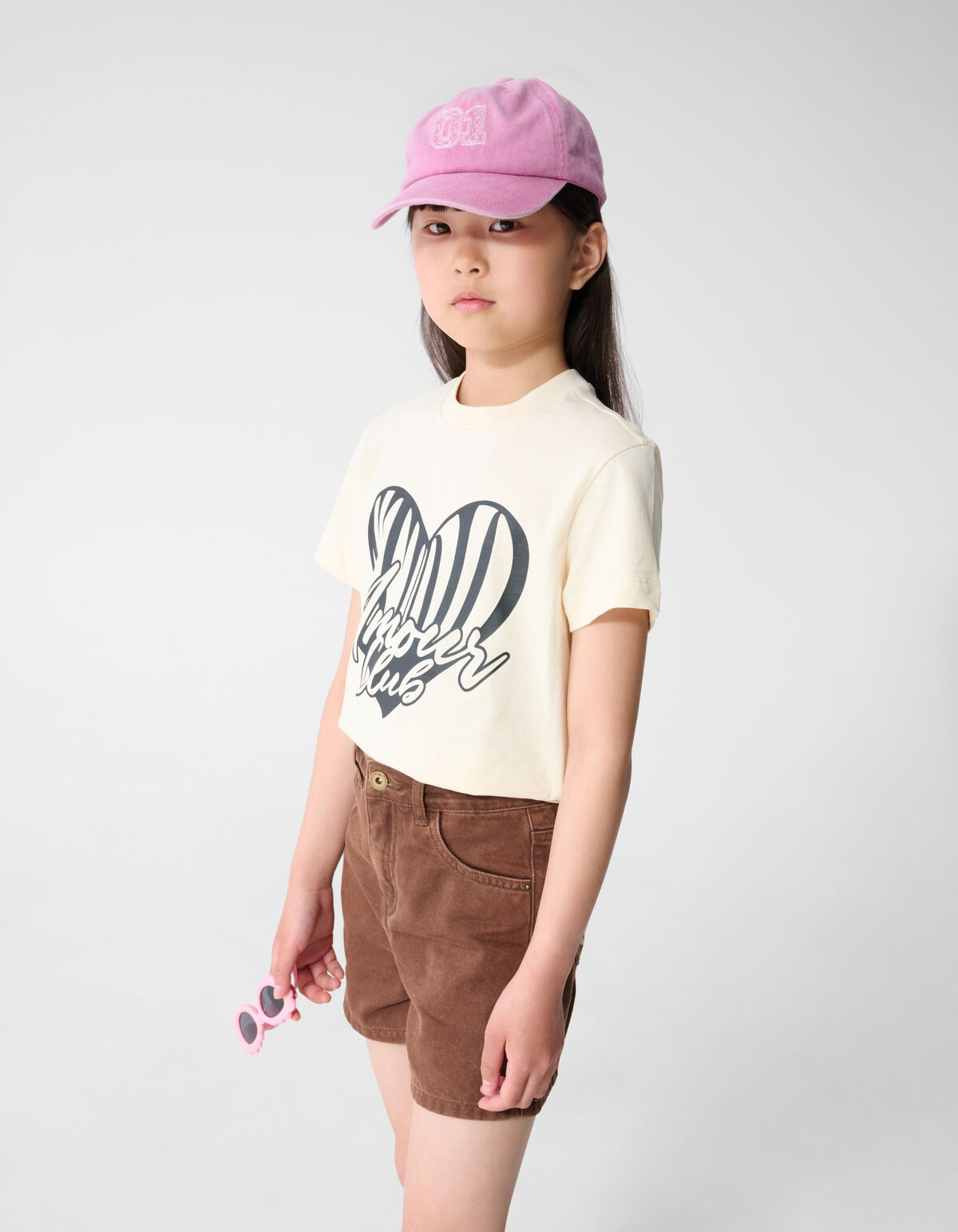 Heart Club Artwork T-Shirt in gebrochenem Wei&szlig; SHOEBY GIRLS