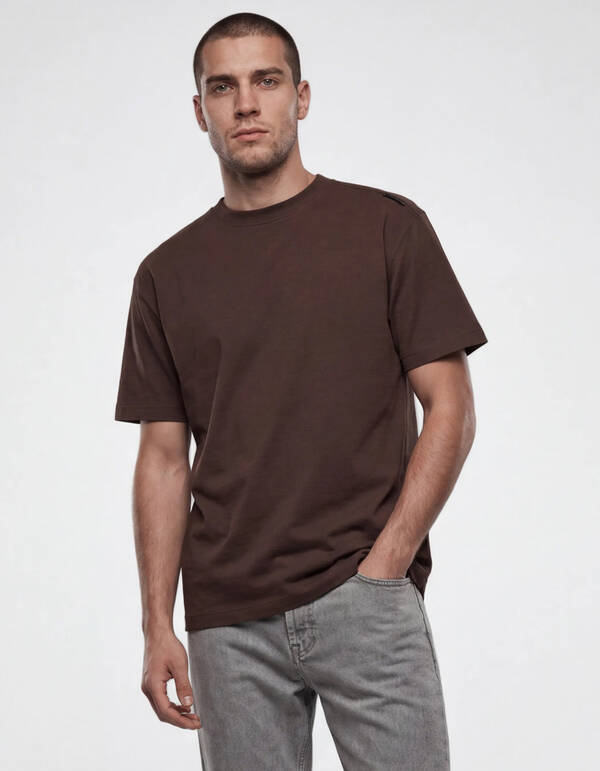 Basis Label T-shirt Donkerbruin SHOEBY MEN
