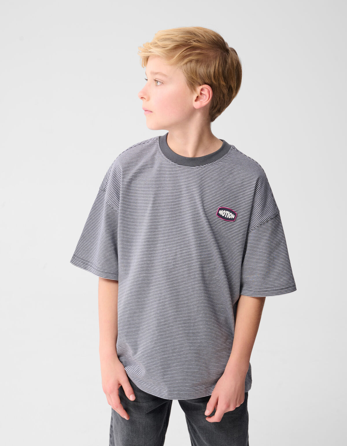 Stripe Artwork T-Shirt Schwarz/Wei&szlig; SHOEBY BOYS