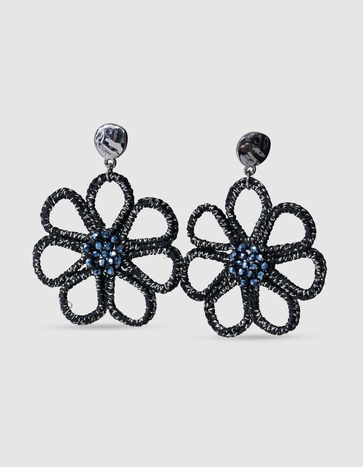 Perlenblumen-Ohrringe Schwarz SHOEBY ACCESSOIRES