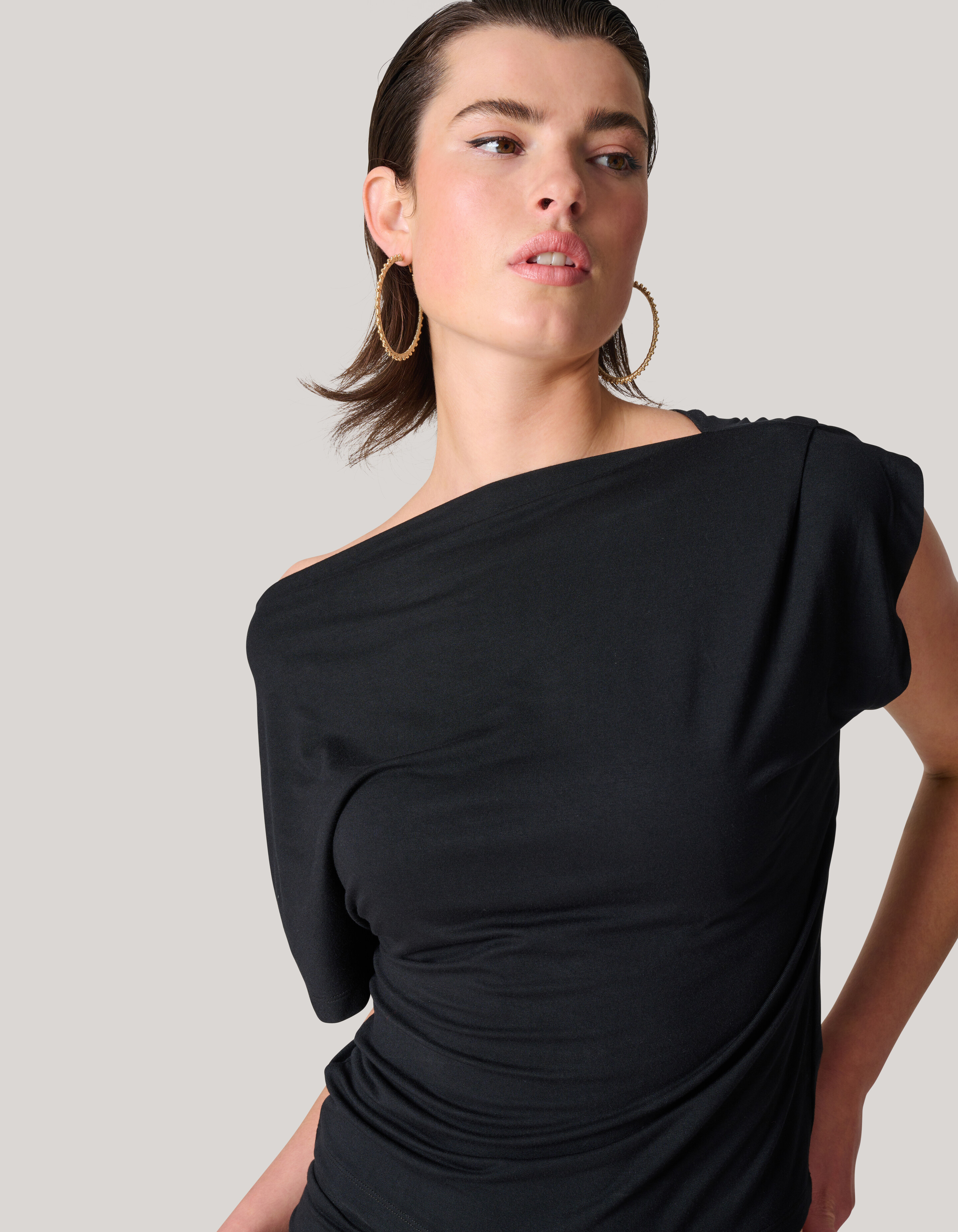 Asymmetrisches Jersey-Top Schwarz SHOEBY WOMEN