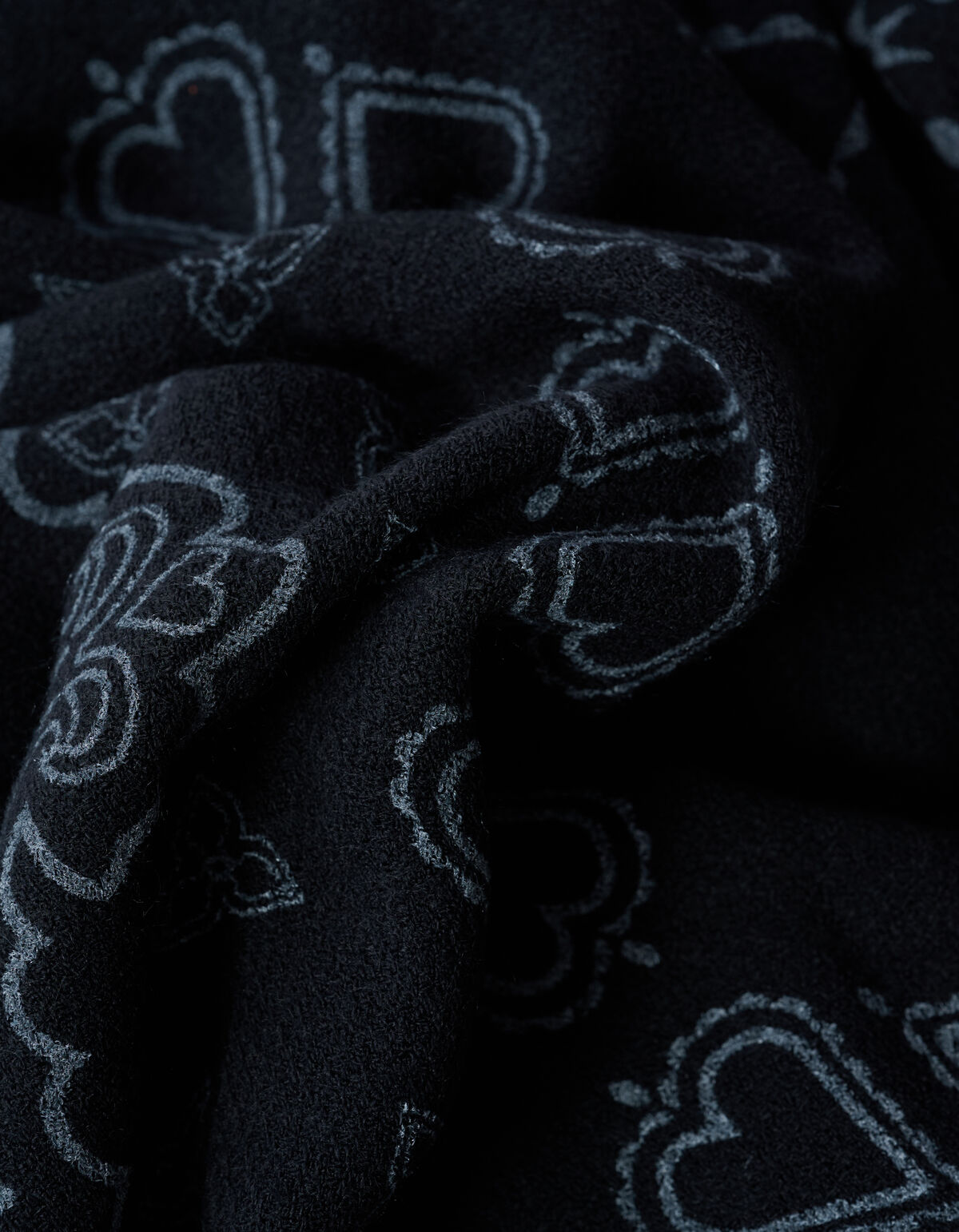 Quadratischer Schal mit Paisleymuster in Schwarz SHOEBY ACCESSOIRES