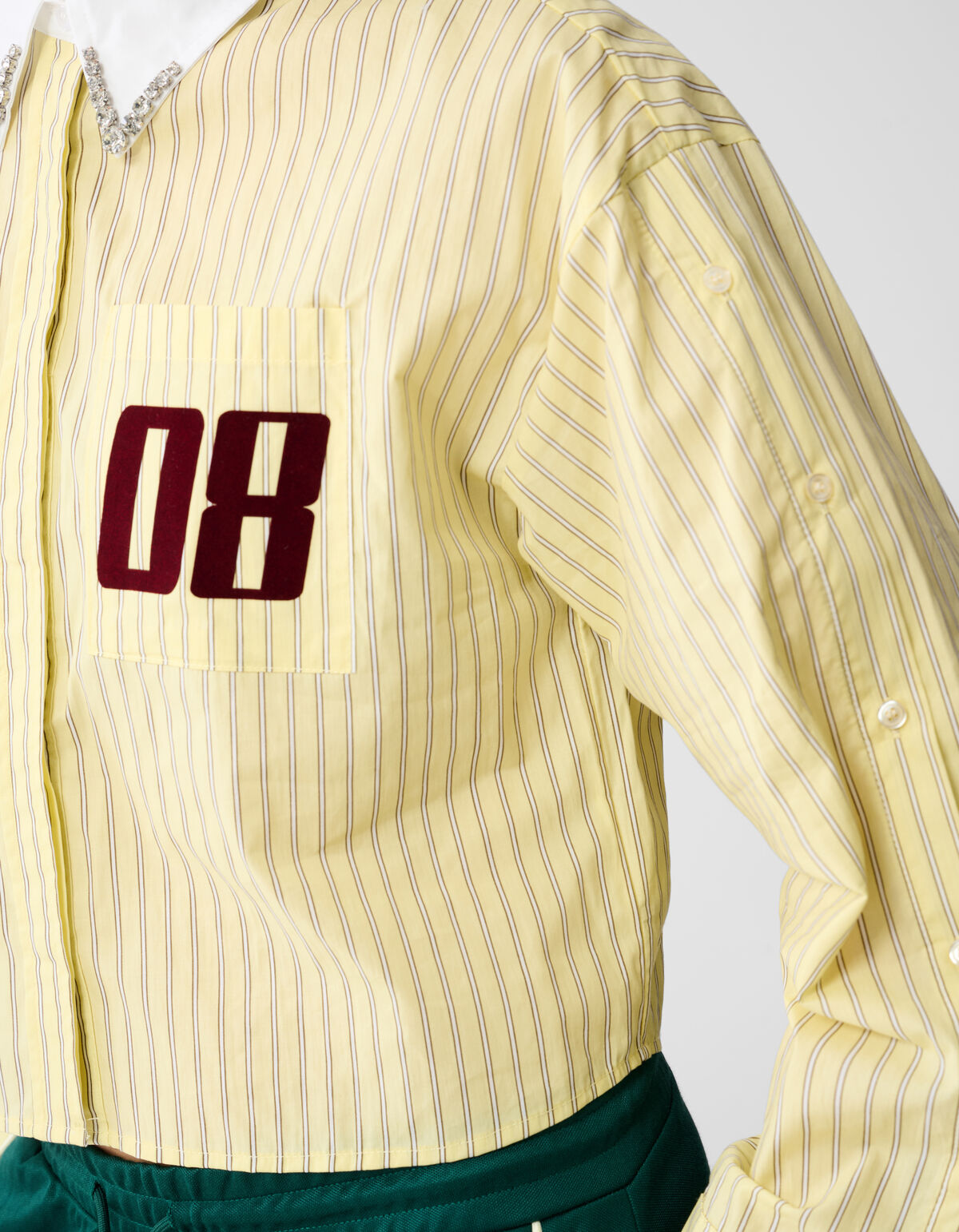 Kurz geschnittene Bluse mit Strasskragen, Hellgelb SHOEBY WOMEN