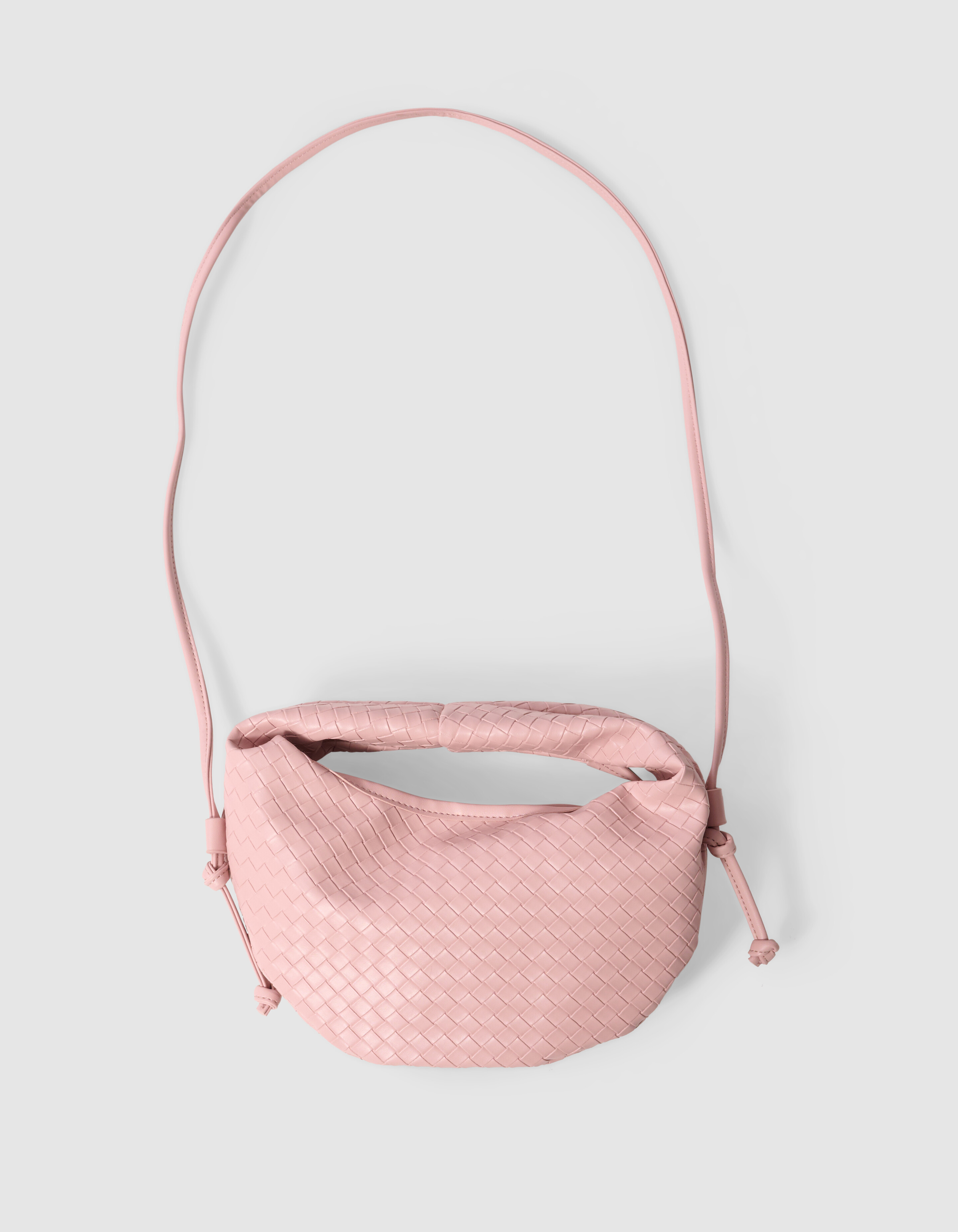 Kleine geflochtene Tasche Hellrosa SHOEBY ACCESSOIRES