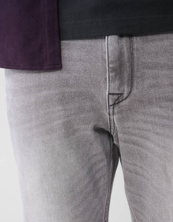 Straight Fit Jeans Grau L34 SHOEBY MEN