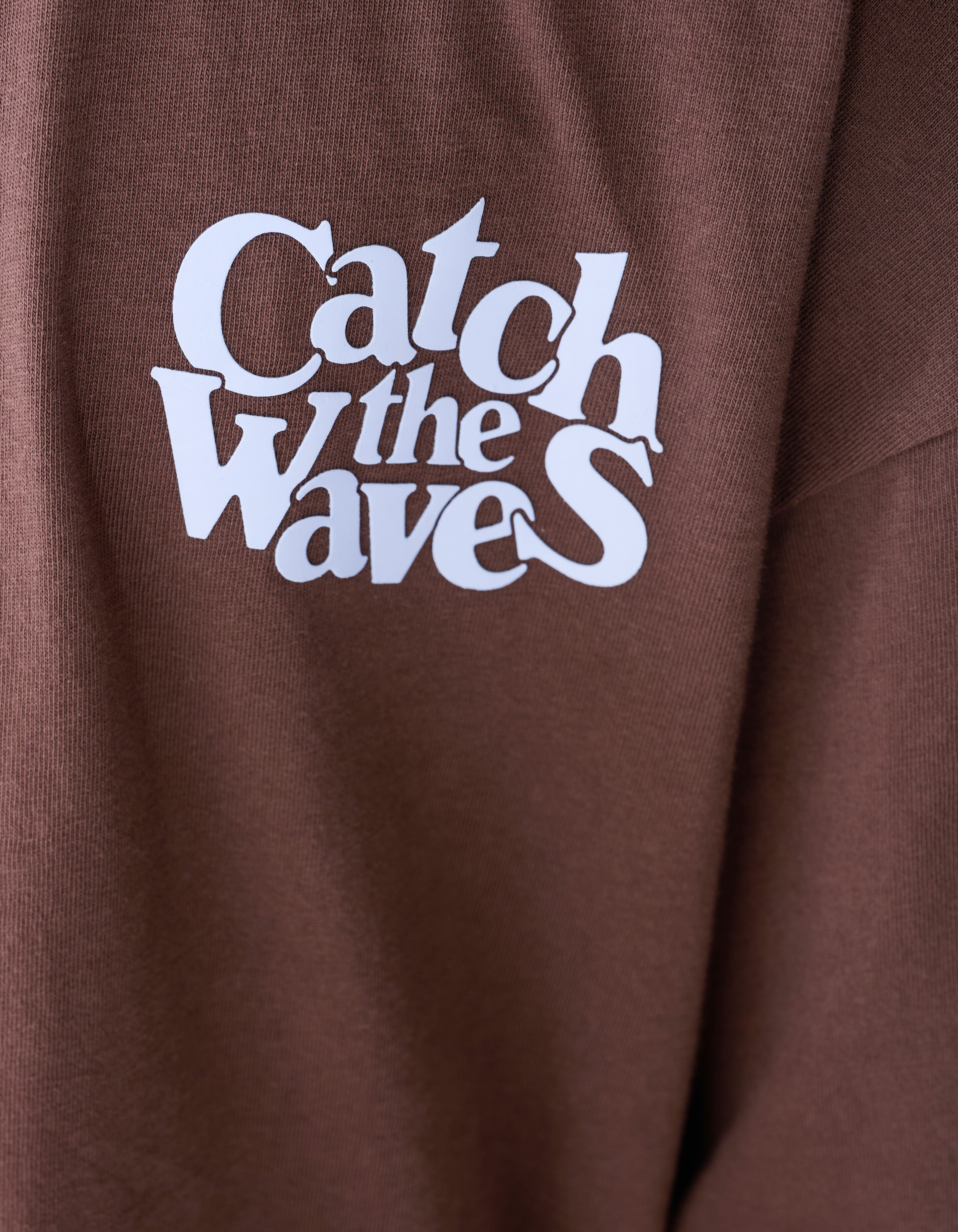 Catch Artwork T-shirt Donkerbruin SHOEBY BOYS