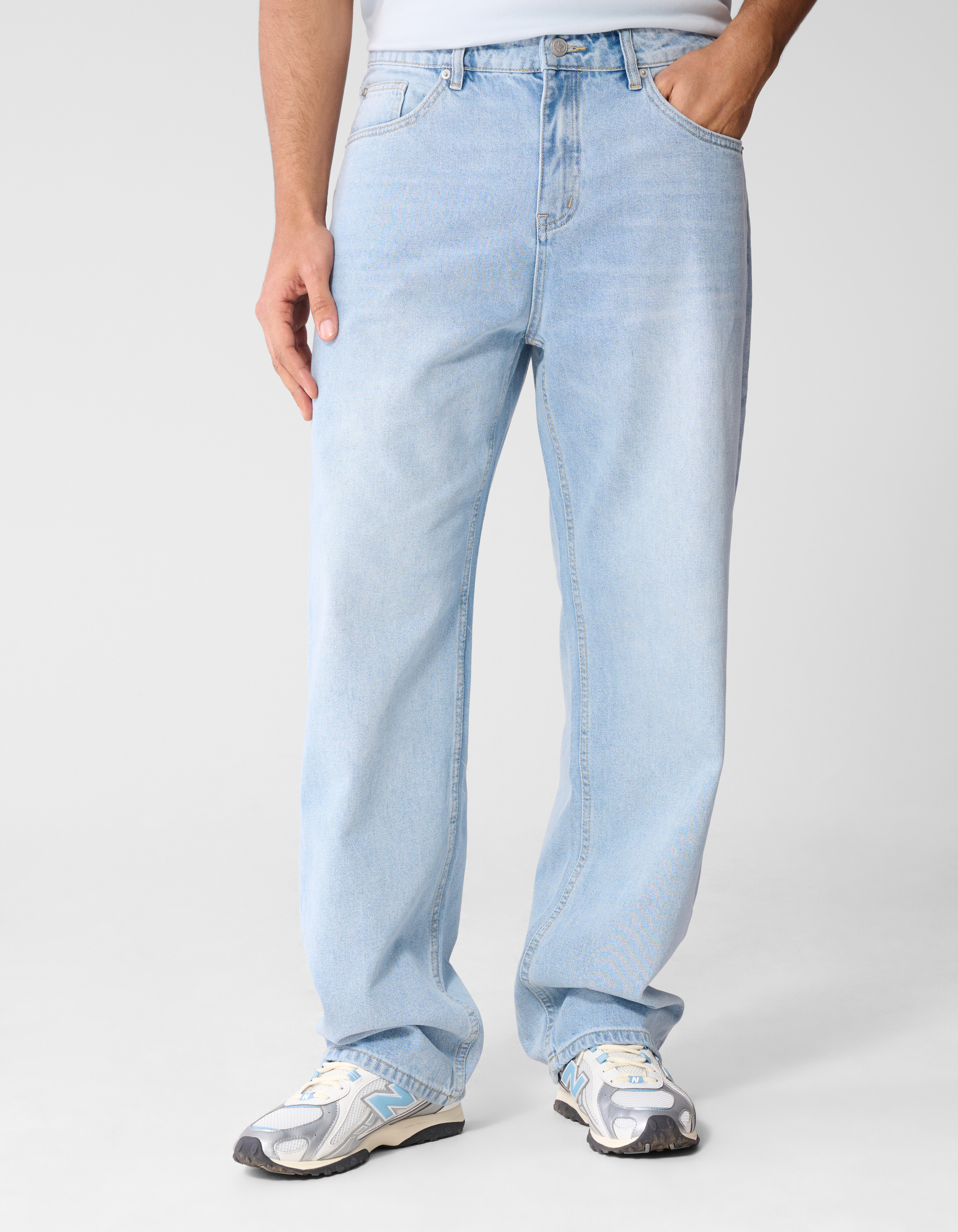 Baggy Fit Jeans Gebleicht L34 SHOEBY MEN