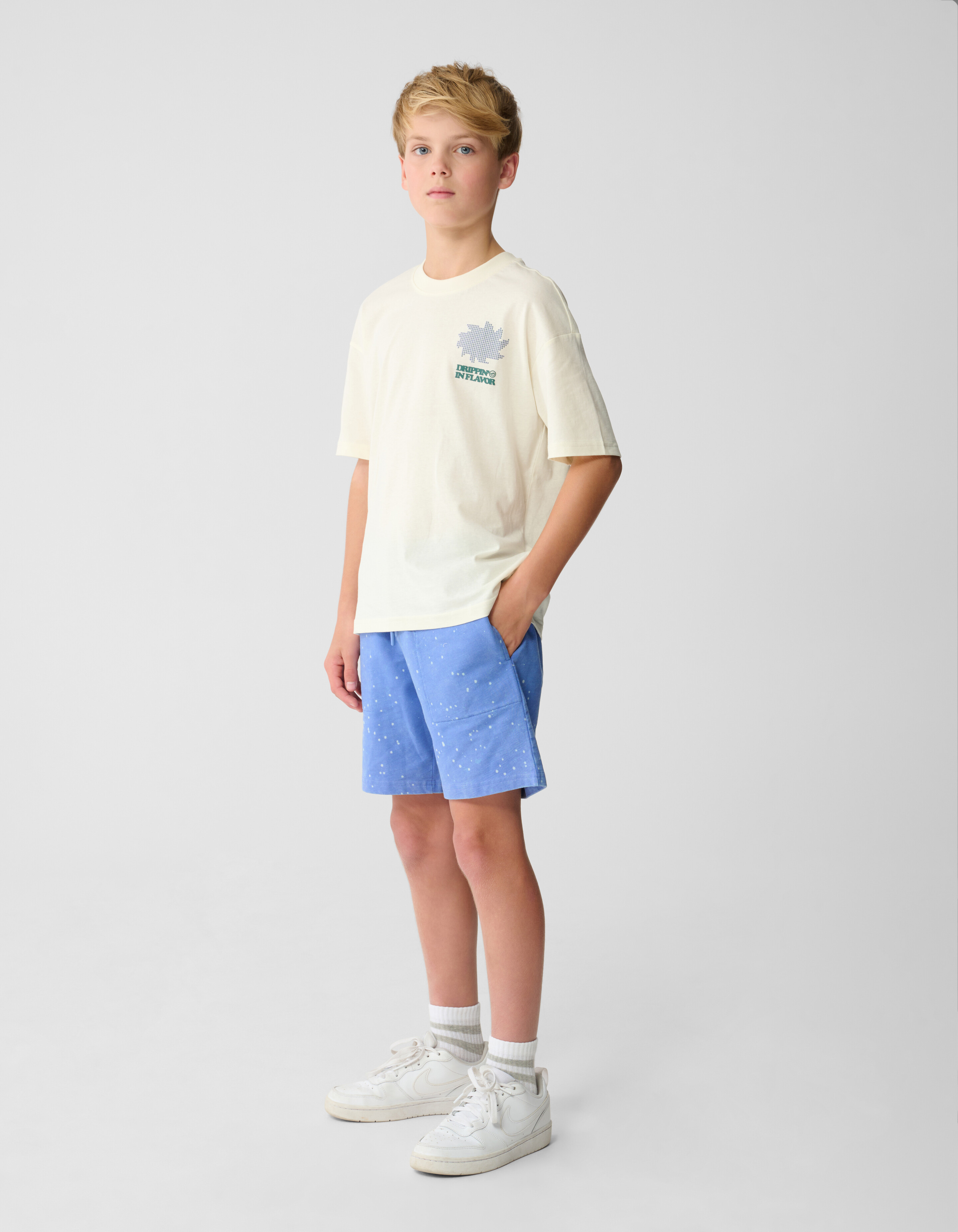 Flavor Artwork T-Shirt Off-White SHOEBY BOYS