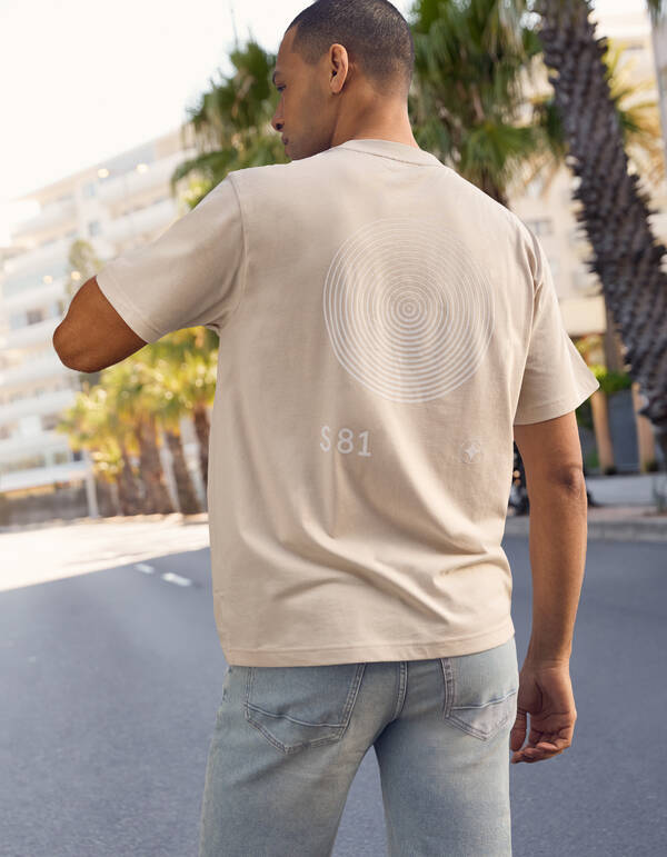 Logo-Kreis-Kunstwerk T-Shirt Sand SHOEBY MEN