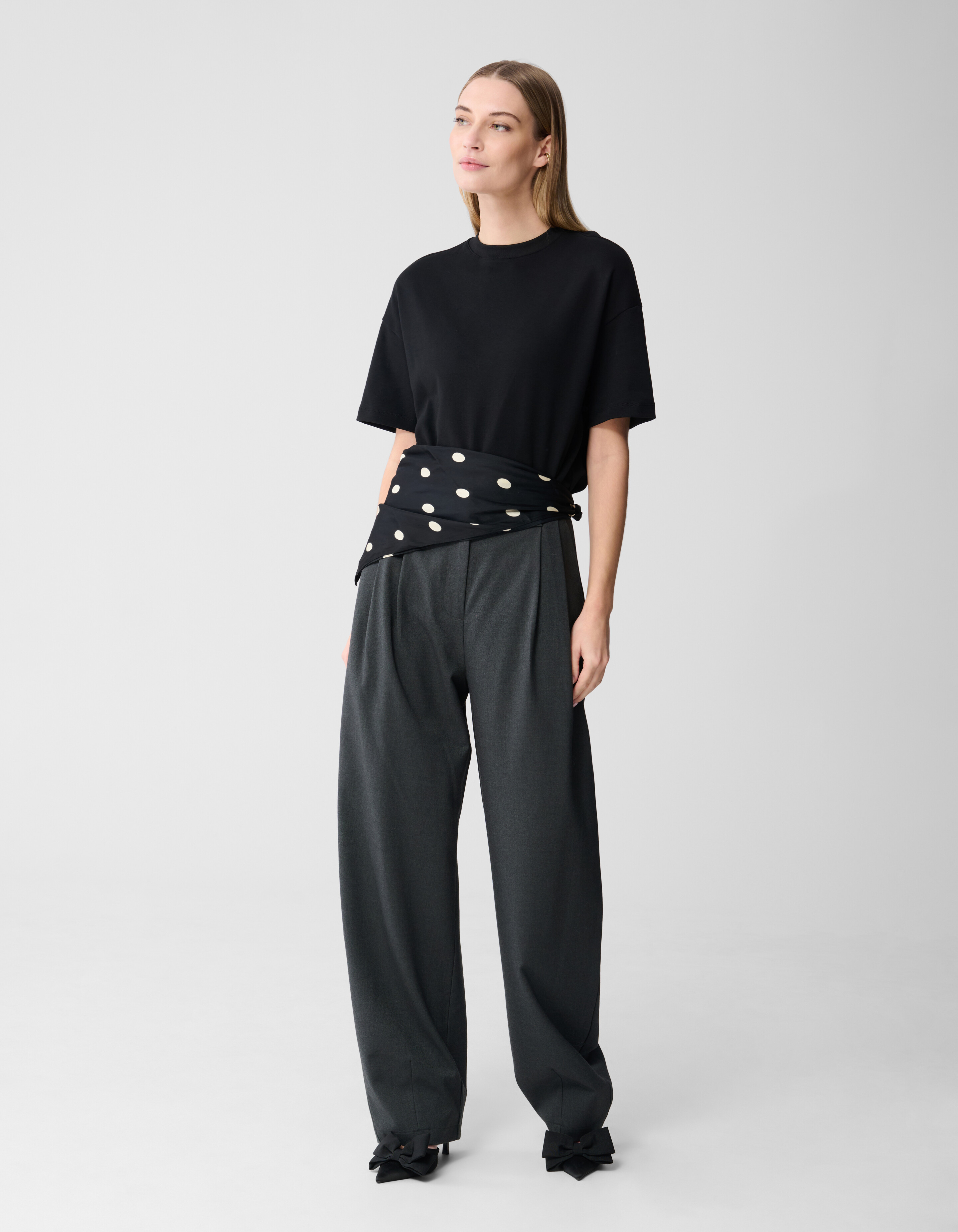 Basic-T-Shirt in &Uuml;bergr&ouml;&szlig;e Schwarz SHOEBY WOMEN