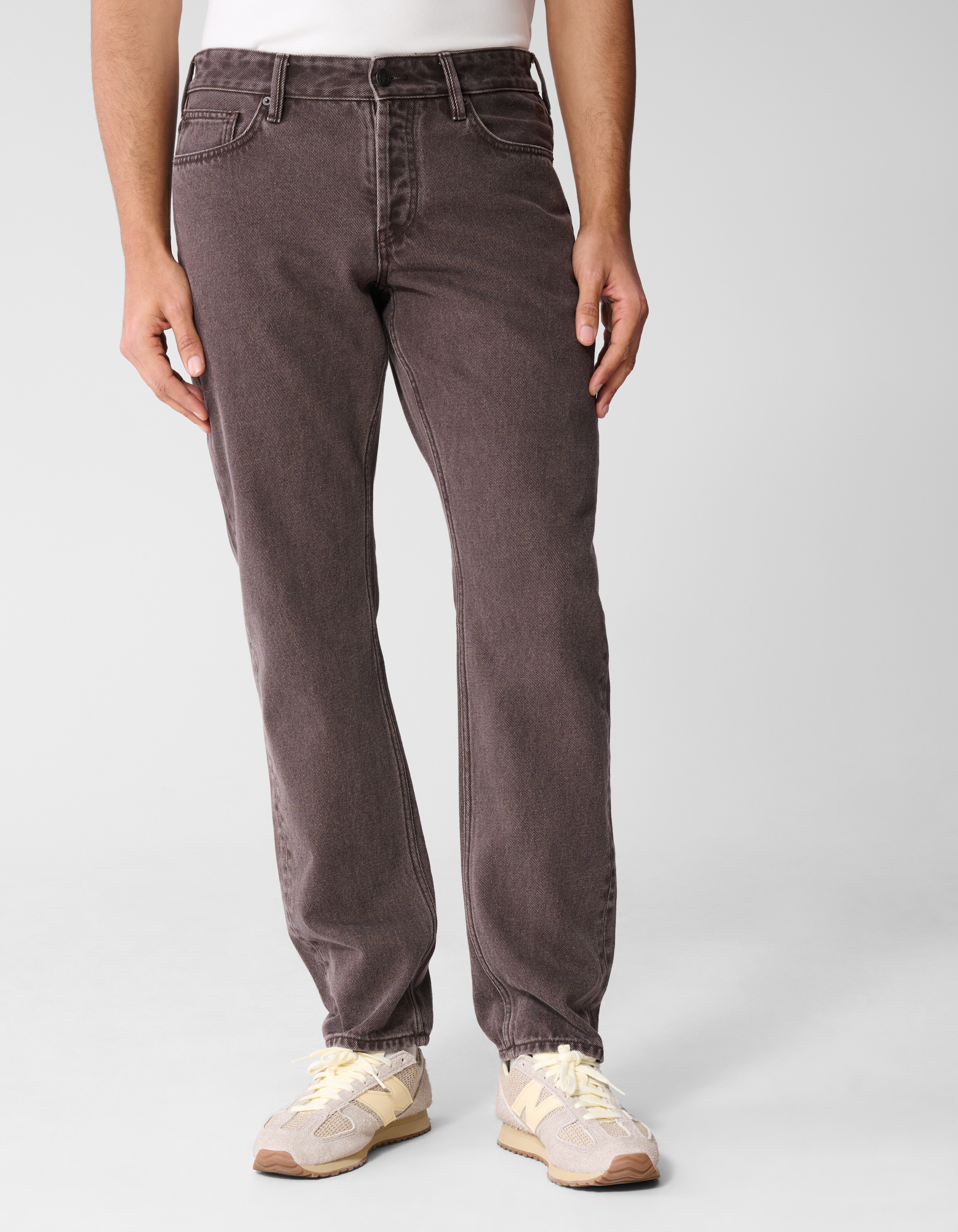 Washed Straight Fit Hose Dunkelbraun SHOEBY MEN
