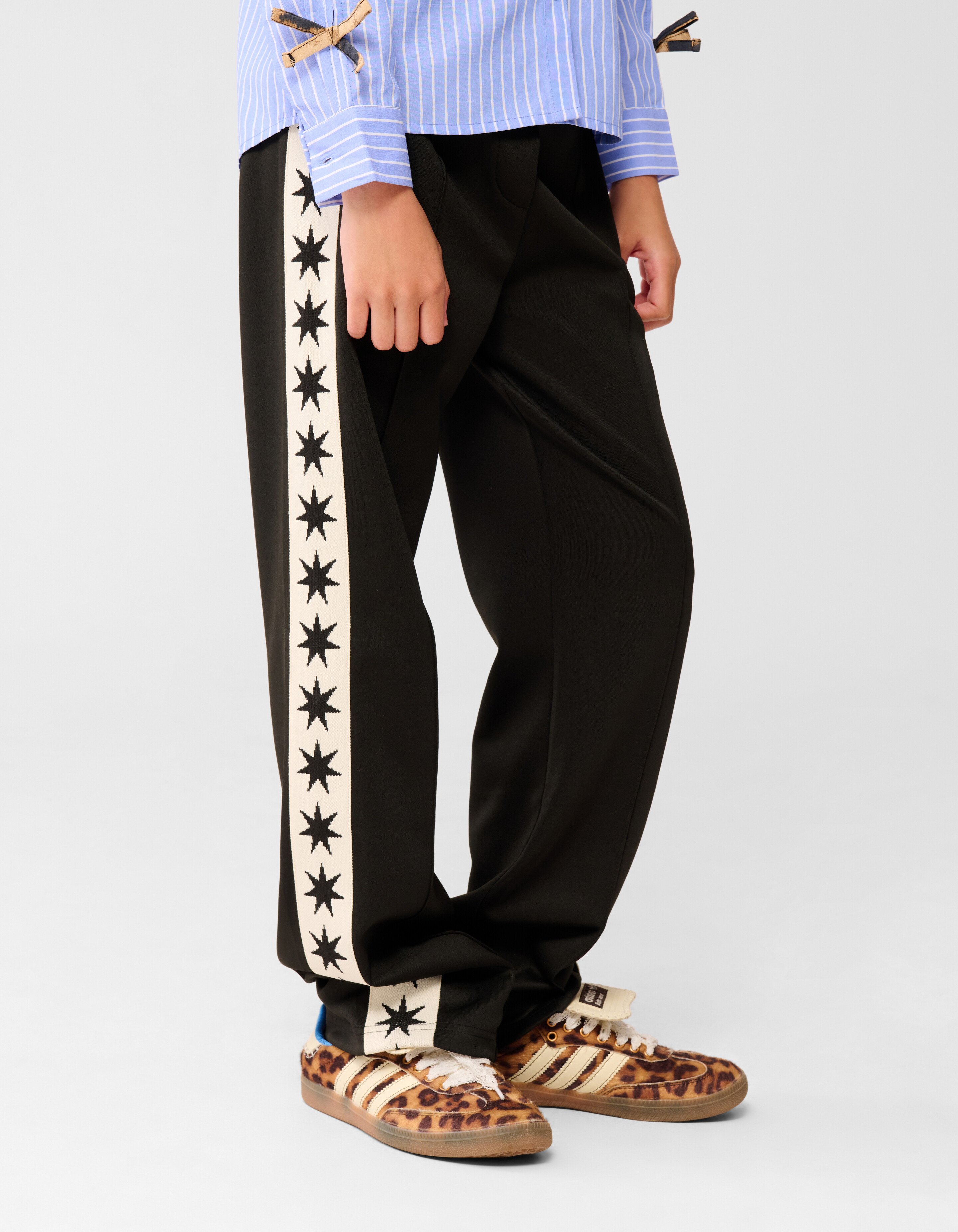 Sporty Star Hose mit weitem Bein Schwarz SHOEBY GIRLS