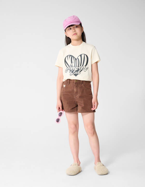 Heart Club Artwork T-Shirt in gebrochenem Wei&szlig; SHOEBY GIRLS