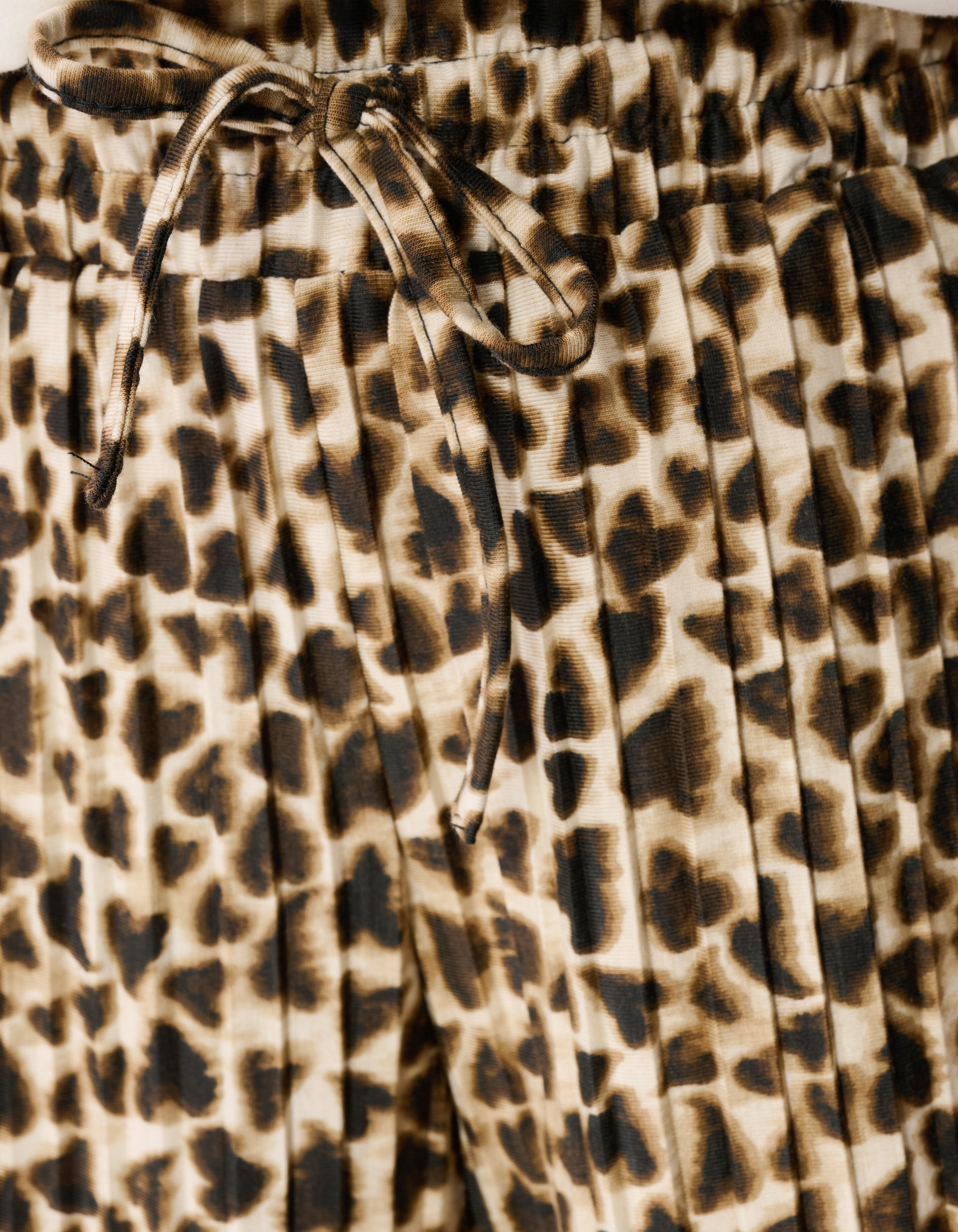 Pliss&eacute; Leopard Hose Hellbraun SHOEBY GIRLS