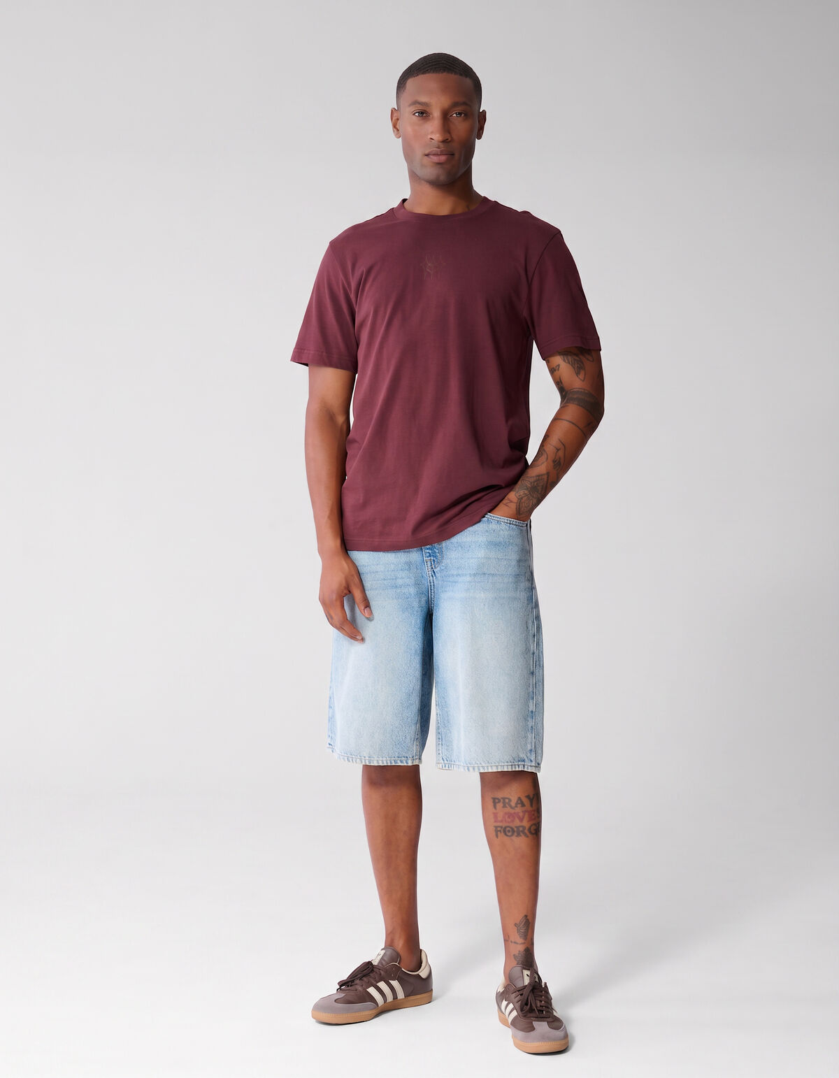 Sparkle Artwork T-Shirt Dunkelrot SHOEBY MEN