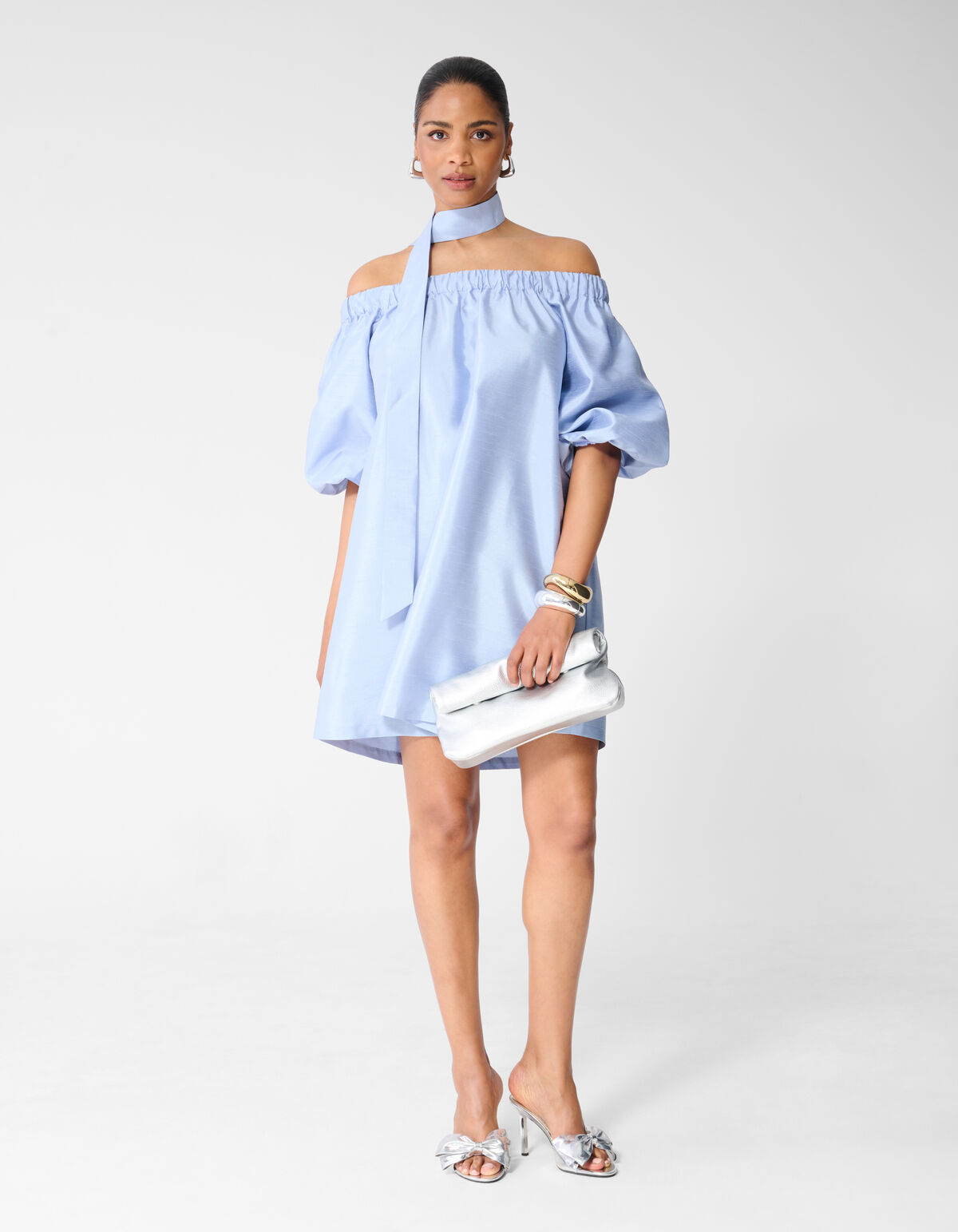 Gl&auml;nzendes Off-Shoulder Mini Kleid Hellblau SHOEBY WOMEN