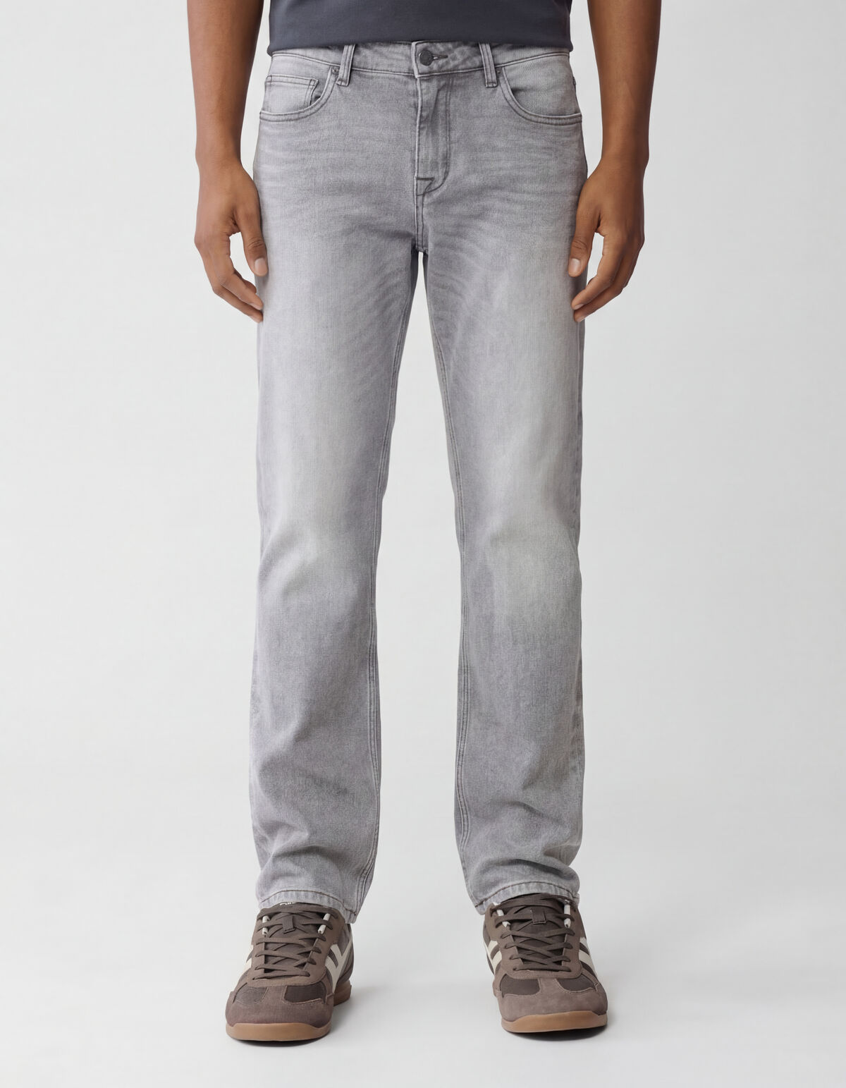 Straight Fit Jeans Grau L34 SHOEBY MEN