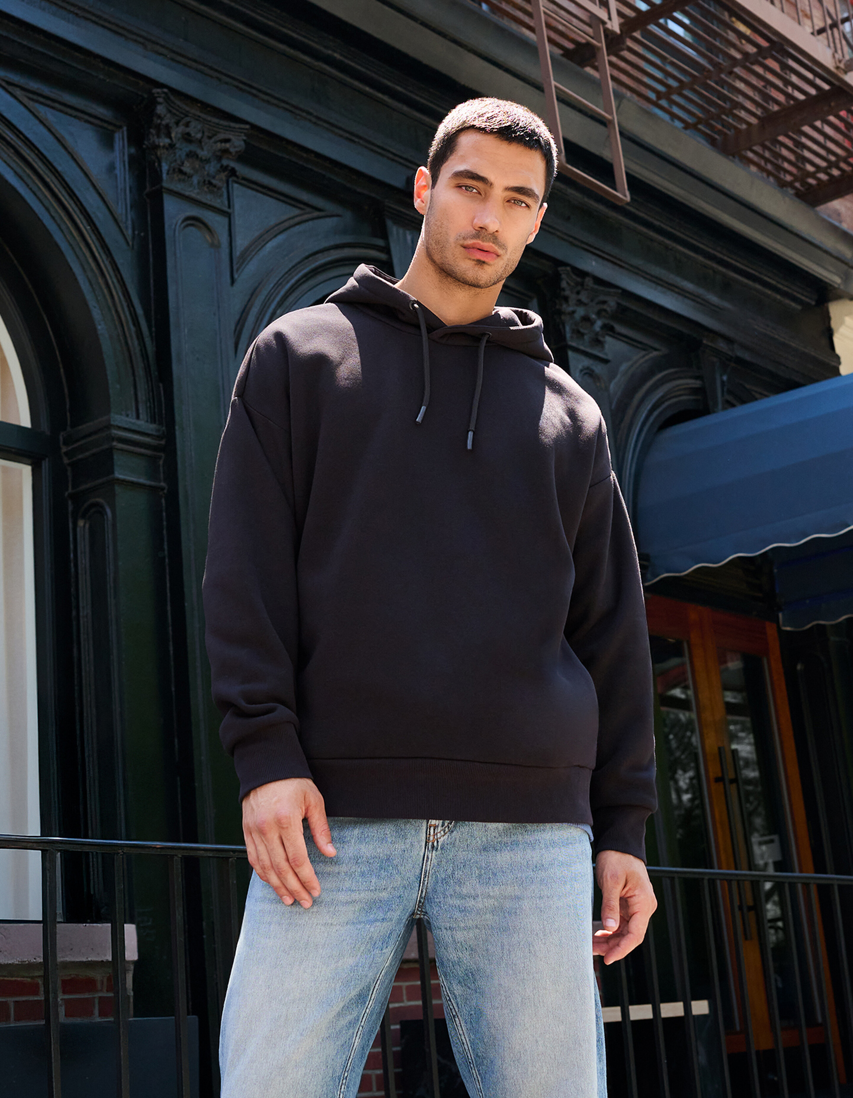 Label Sweat Hoodie Dunkelbraun SHOEBY MEN