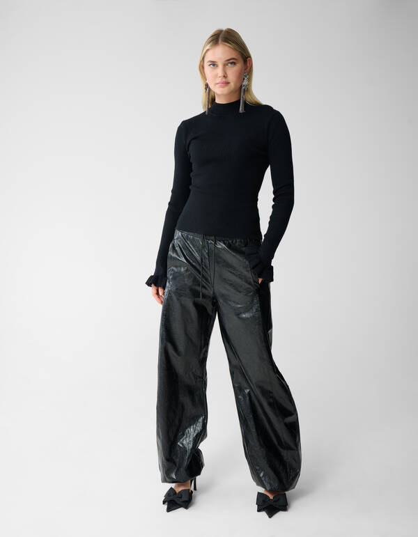 Frill Top Schwarz SHOEBY WOMEN