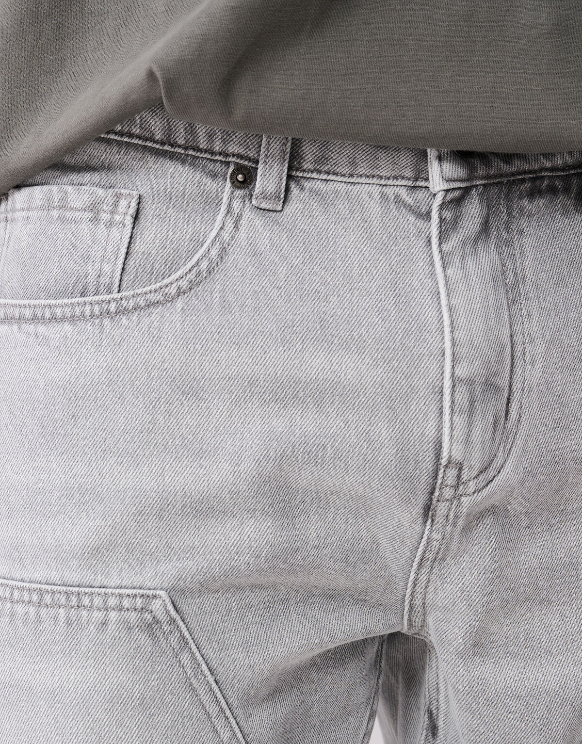 Lockere Tapered Fit Jeans Hellgrau SHOEBY MEN